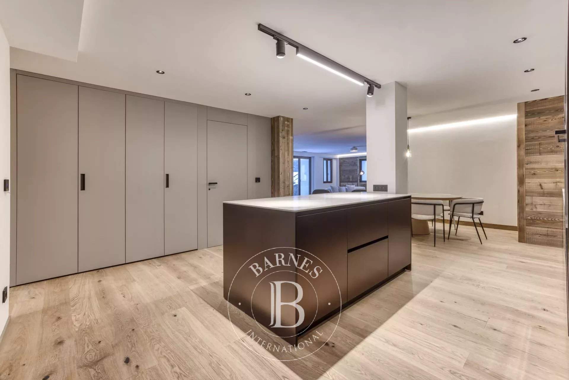 Chamonix-Mont-Blanc  - Appartement 4 Pi&egrave;ces 3 Chambres - picture 11