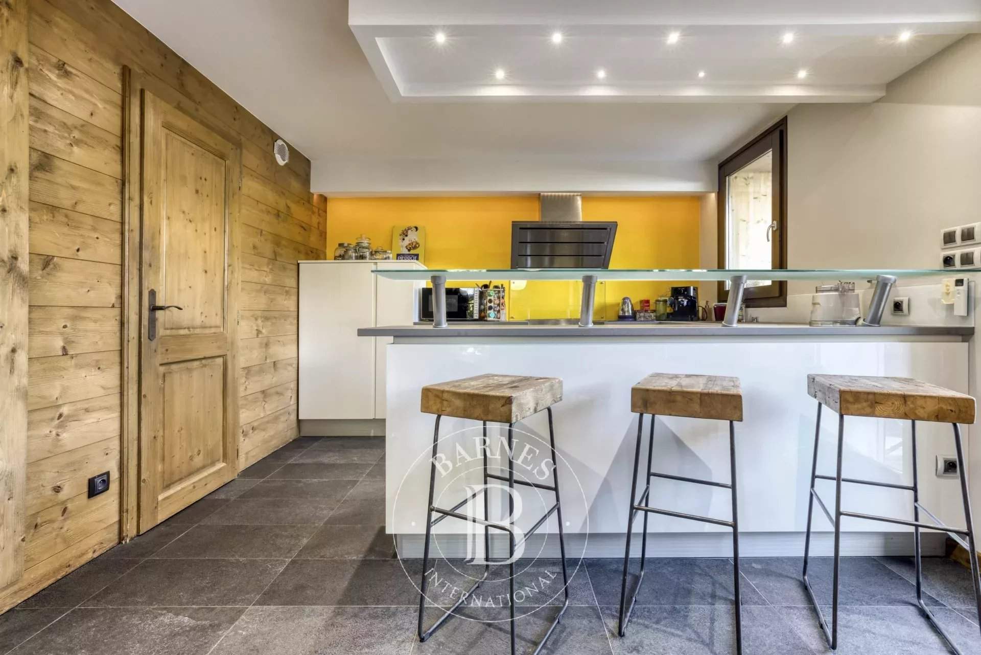 Chamonix-Mont-Blanc  - Apartment 3 Bedrooms - picture 8