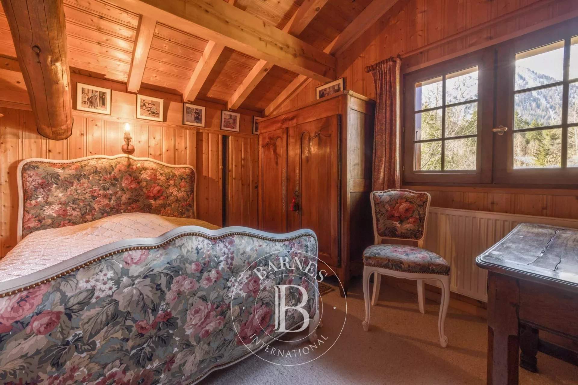 Chamonix-Mont-Blanc  - Chalet 4 Bedrooms - picture 14