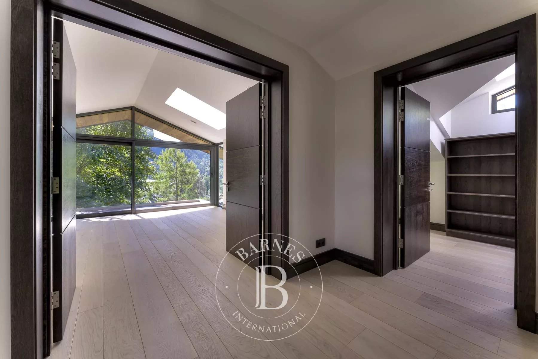 Chamonix-Mont-Blanc  - Chalet 8 Bedrooms - picture 18