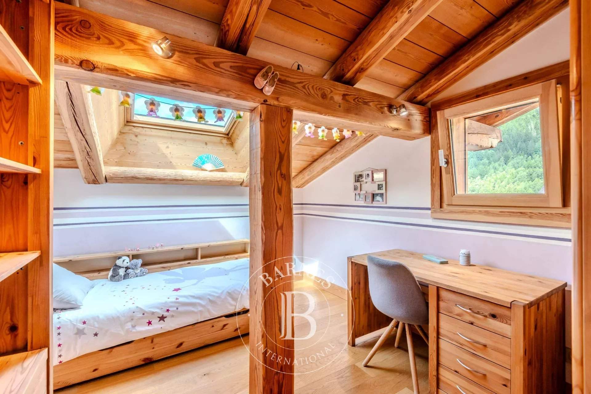 Chamonix-Mont-Blanc  - Chalet 4 Bedrooms - picture 13