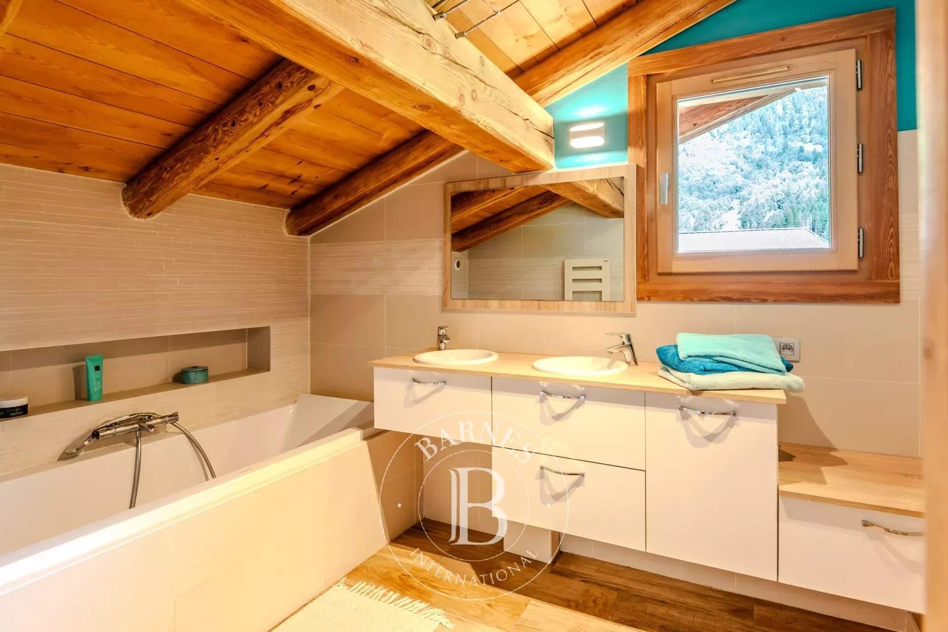 Chamonix-Mont-Blanc  - Chalet 4 Bedrooms - picture 18