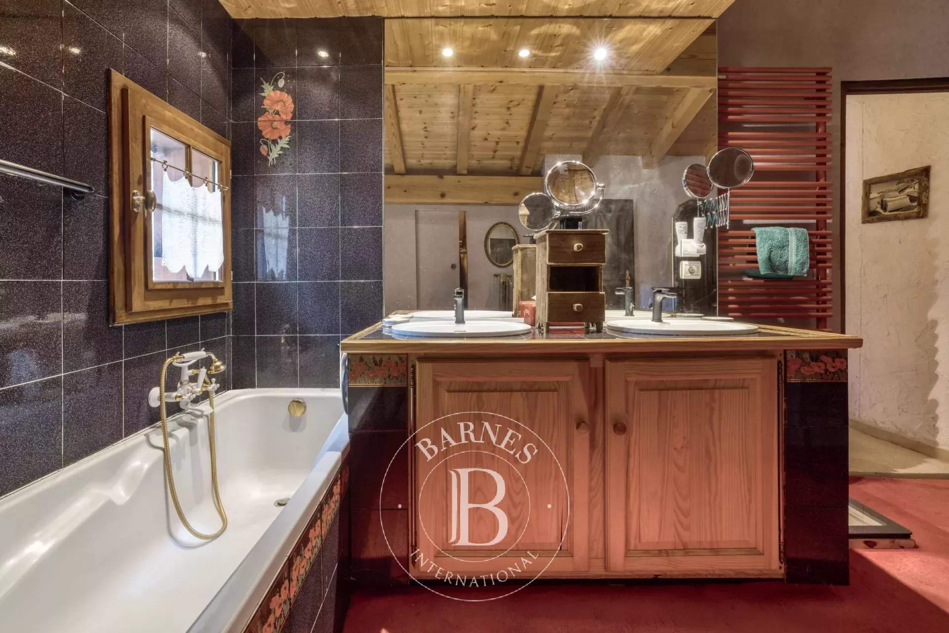 Chamonix-Mont-Blanc  - Chalet 4 Bedrooms - picture 17