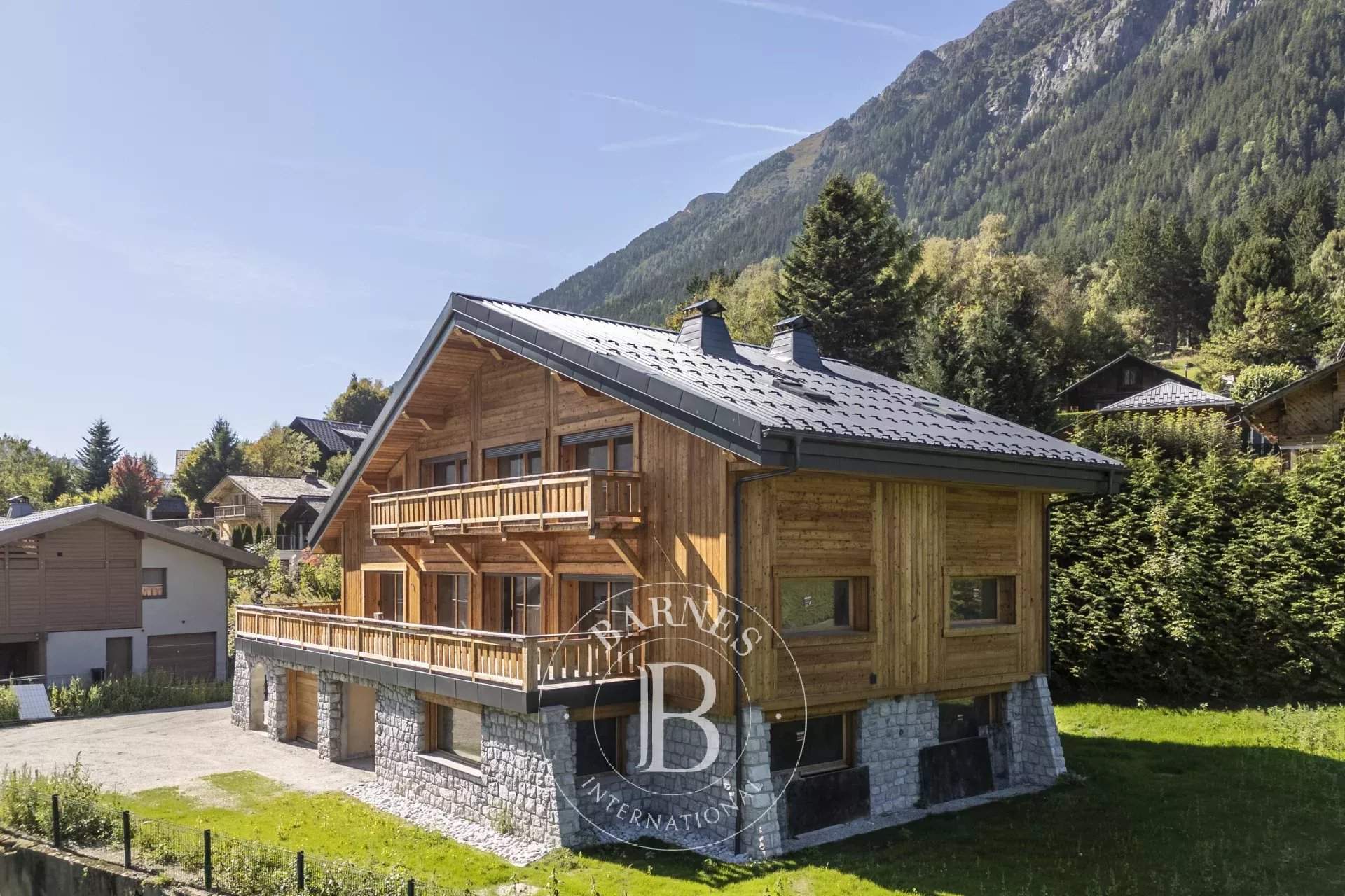 Chamonix-Mont-Blanc  - Chalet 8 Pi&egrave;ces 5 Chambres - picture 4