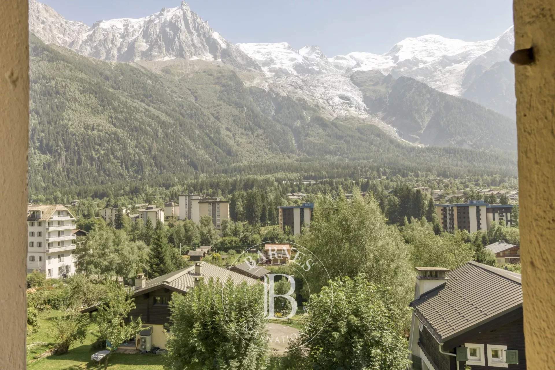 Chamonix-Mont-Blanc  - House 4 Bedrooms - picture 19