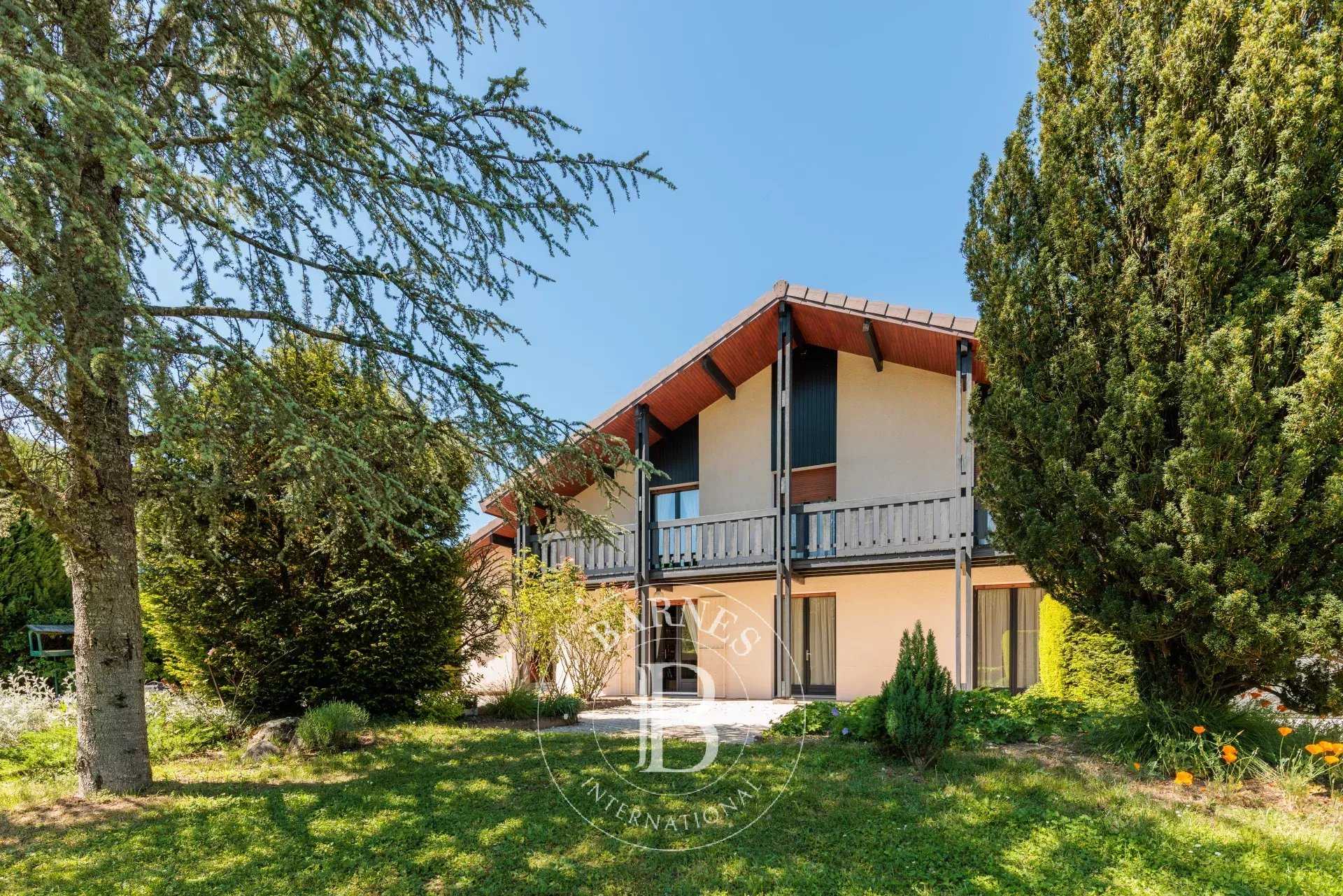 Sevrier  - House 6 Bedrooms