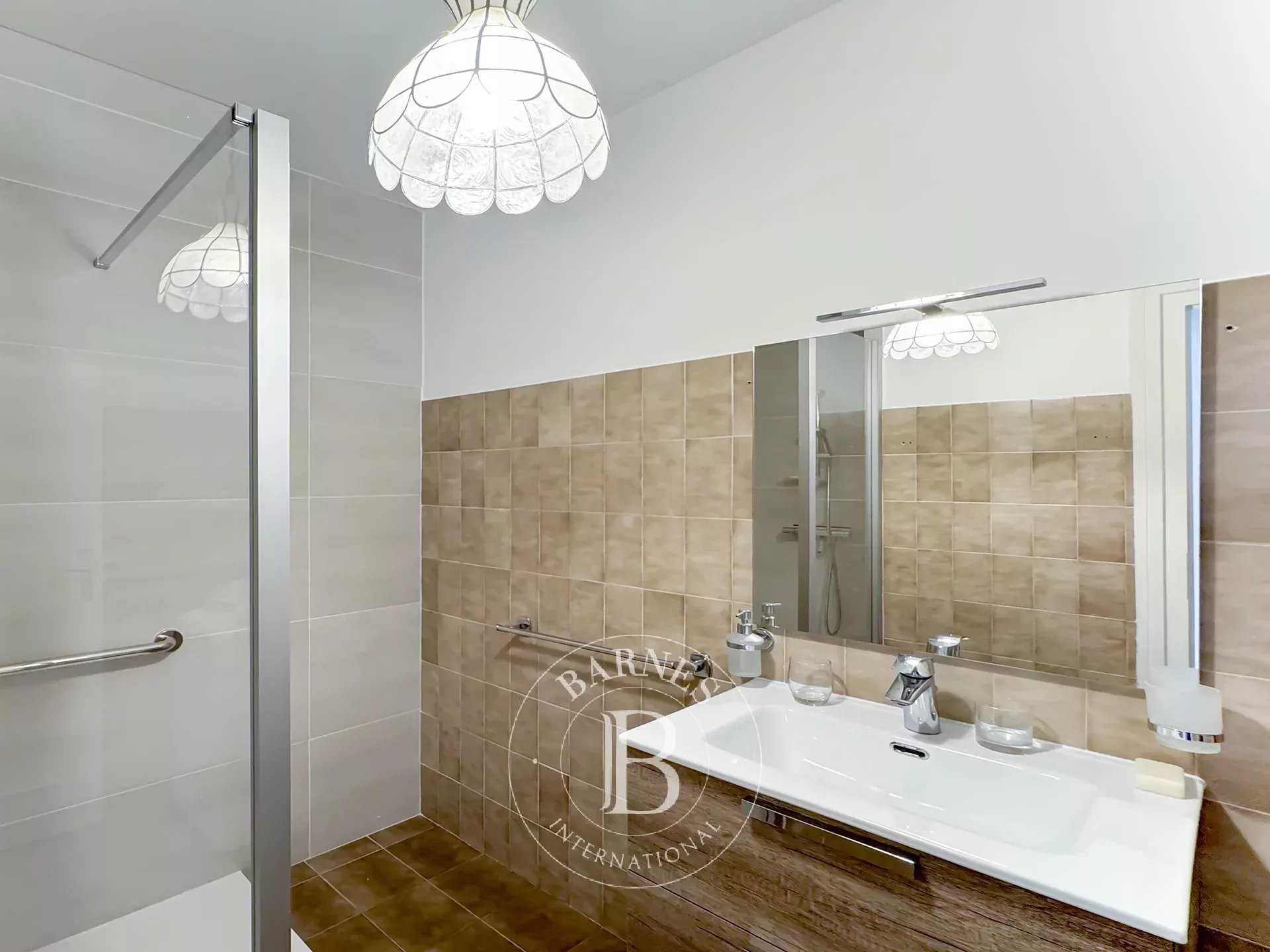 Aix-les-Bains  - Piso 4 Cuartos 3 Habitaciones