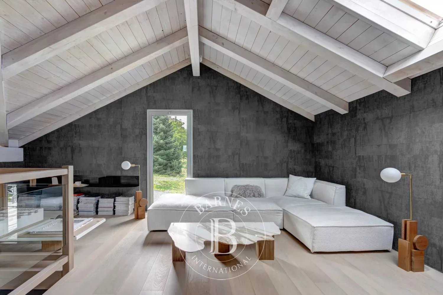 Annecy  - Maison 8 Pièces 5 Chambres