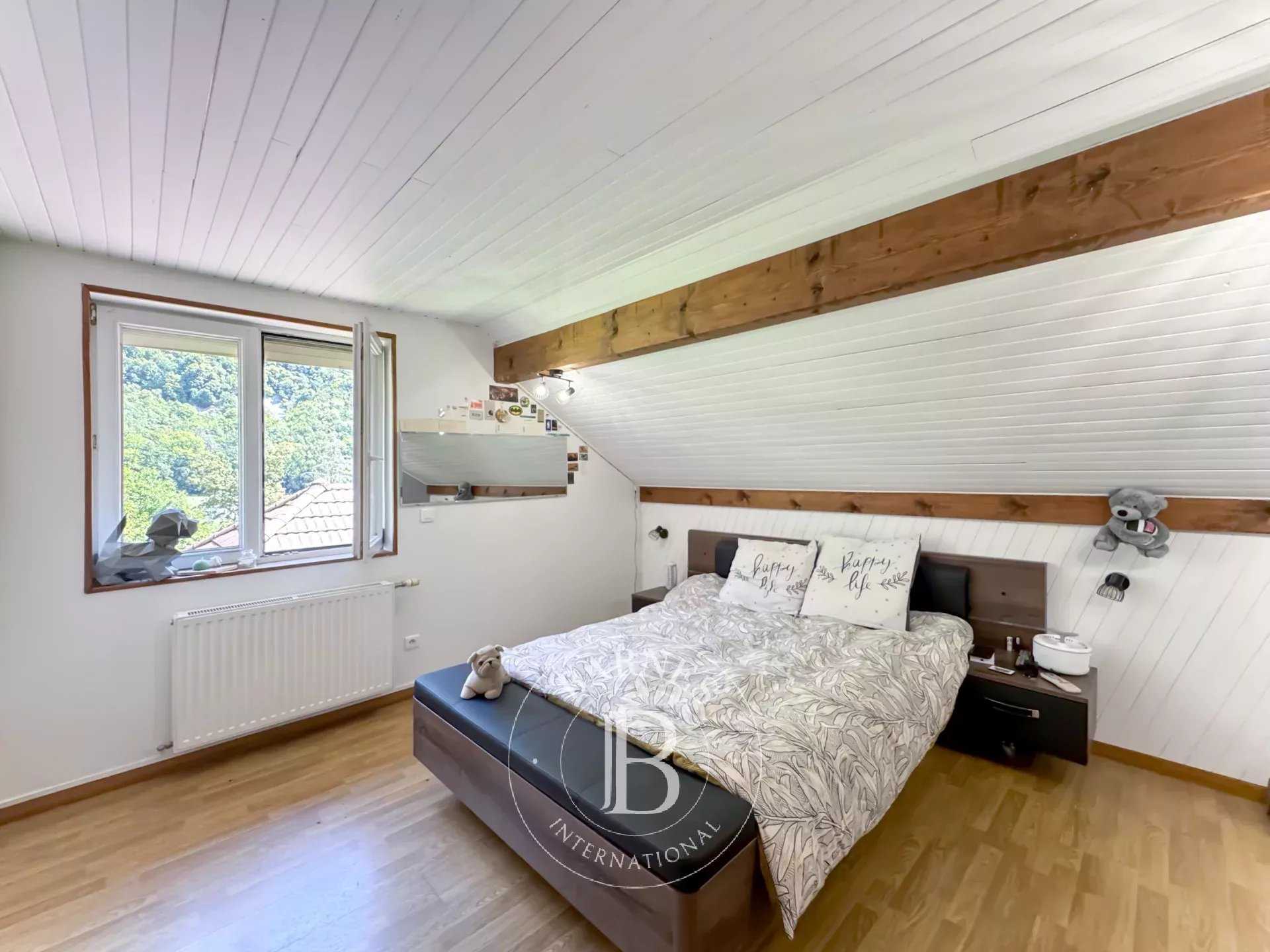 Nances  - Propriété 9 Pi&egrave;ces 5 Chambres