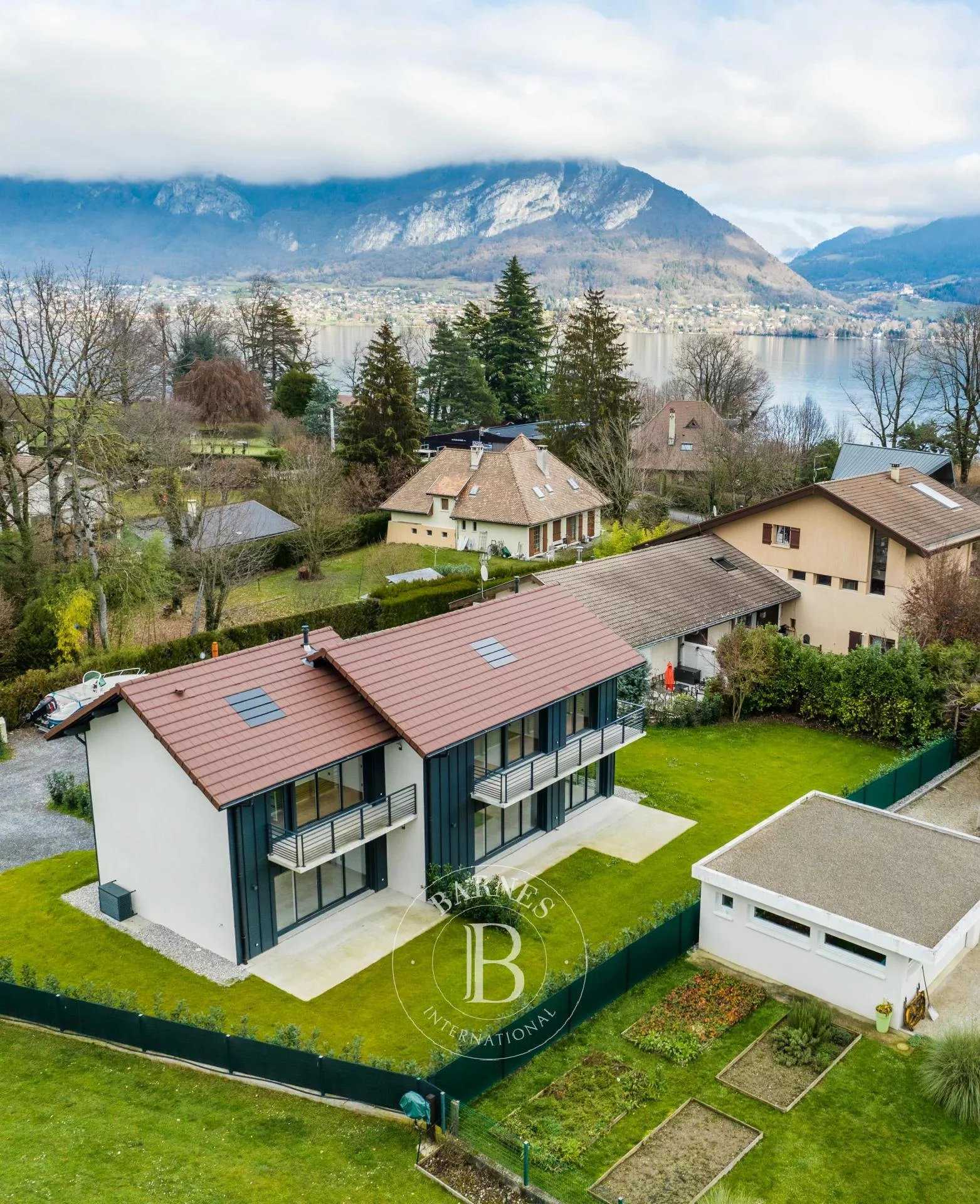 Annecy  - House 5 Bedrooms