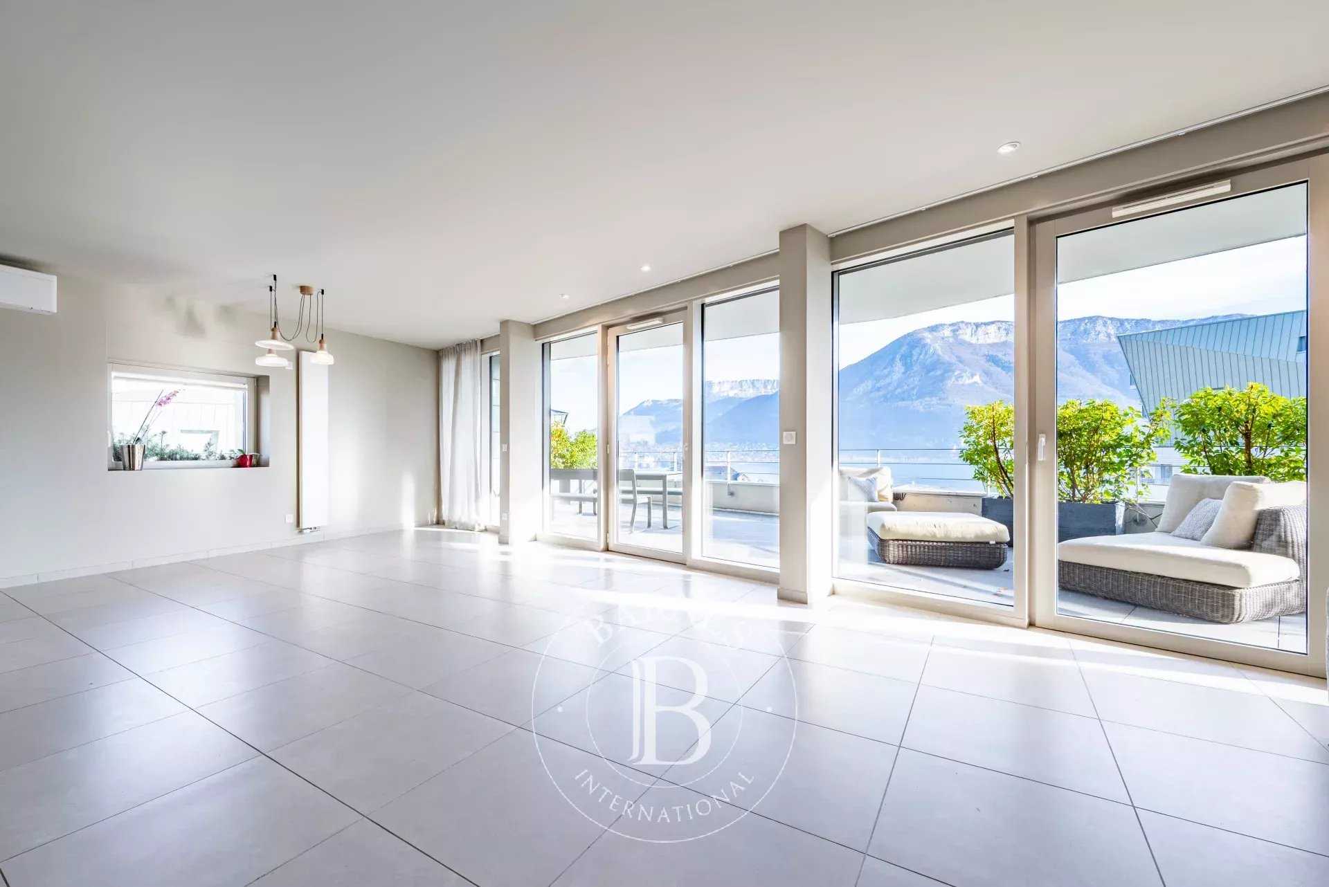 Annecy  - Piso 5 Cuartos 3 Habitaciones