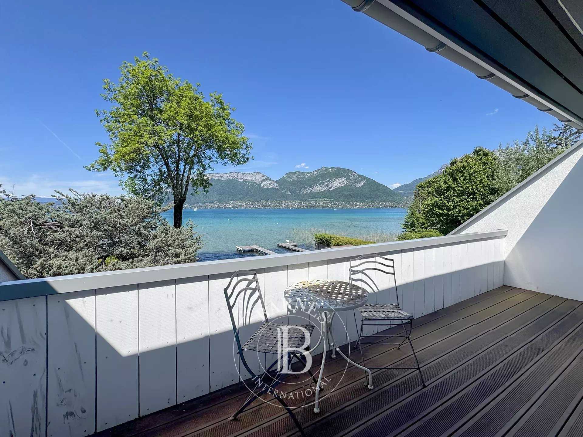 Annecy  - Propriété 8 Pi&egrave;ces 4 Chambres