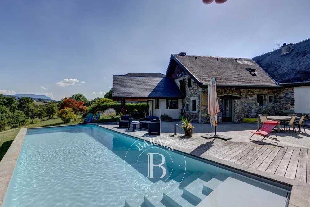 Rumilly  - Maison 6 Pi&egrave;ces 3 Chambres