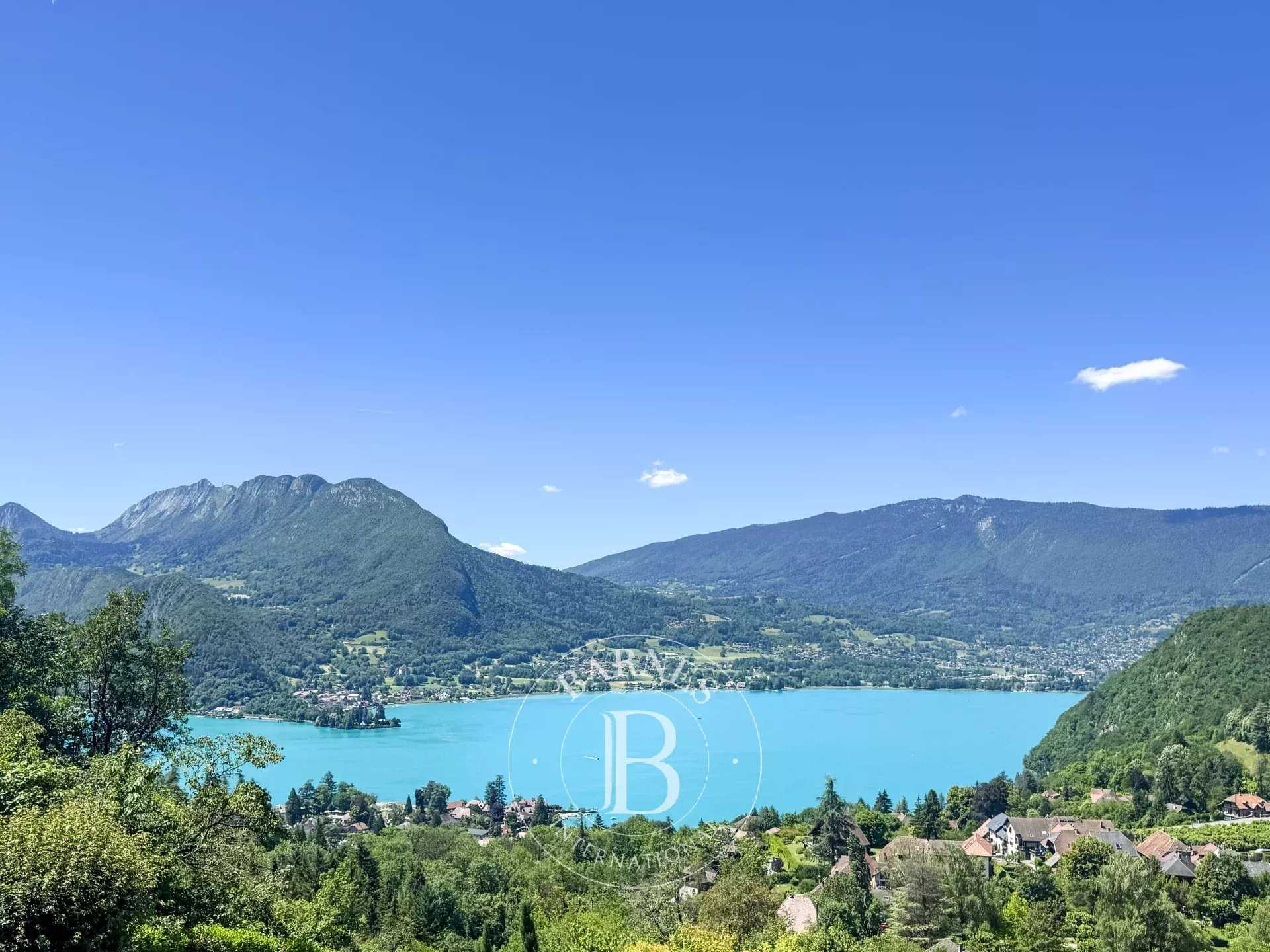 Talloires-Montmin  - Maison 