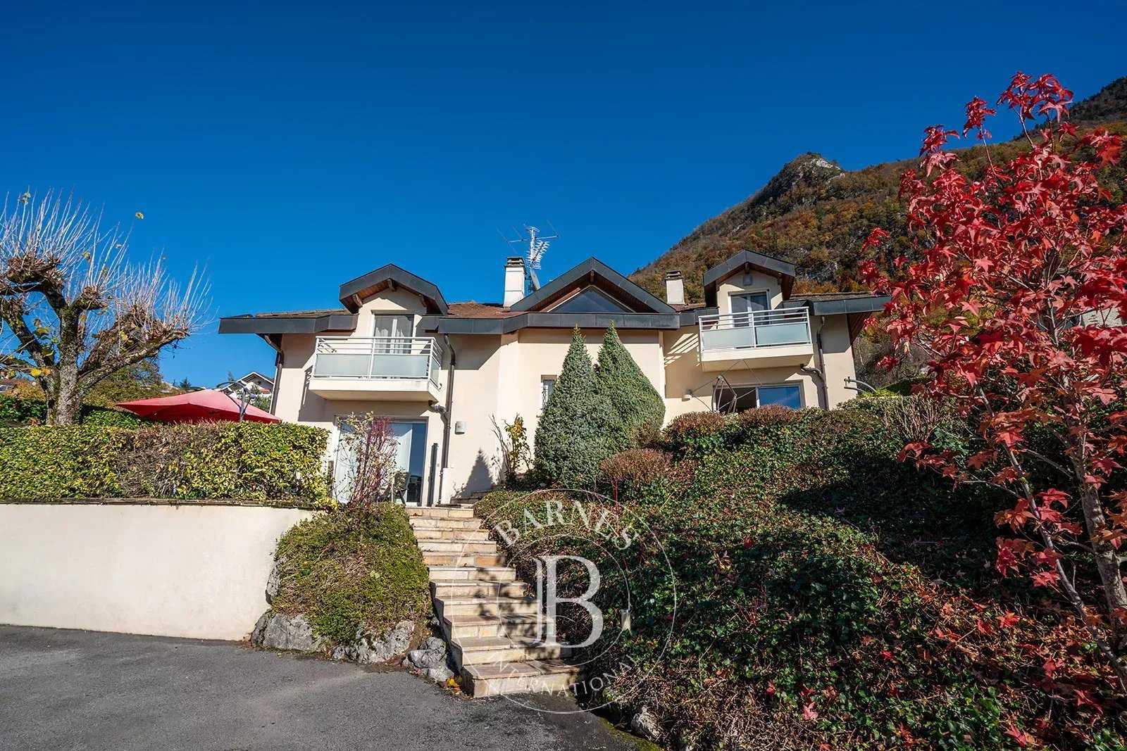 Annecy  - Villa 7 Bedrooms