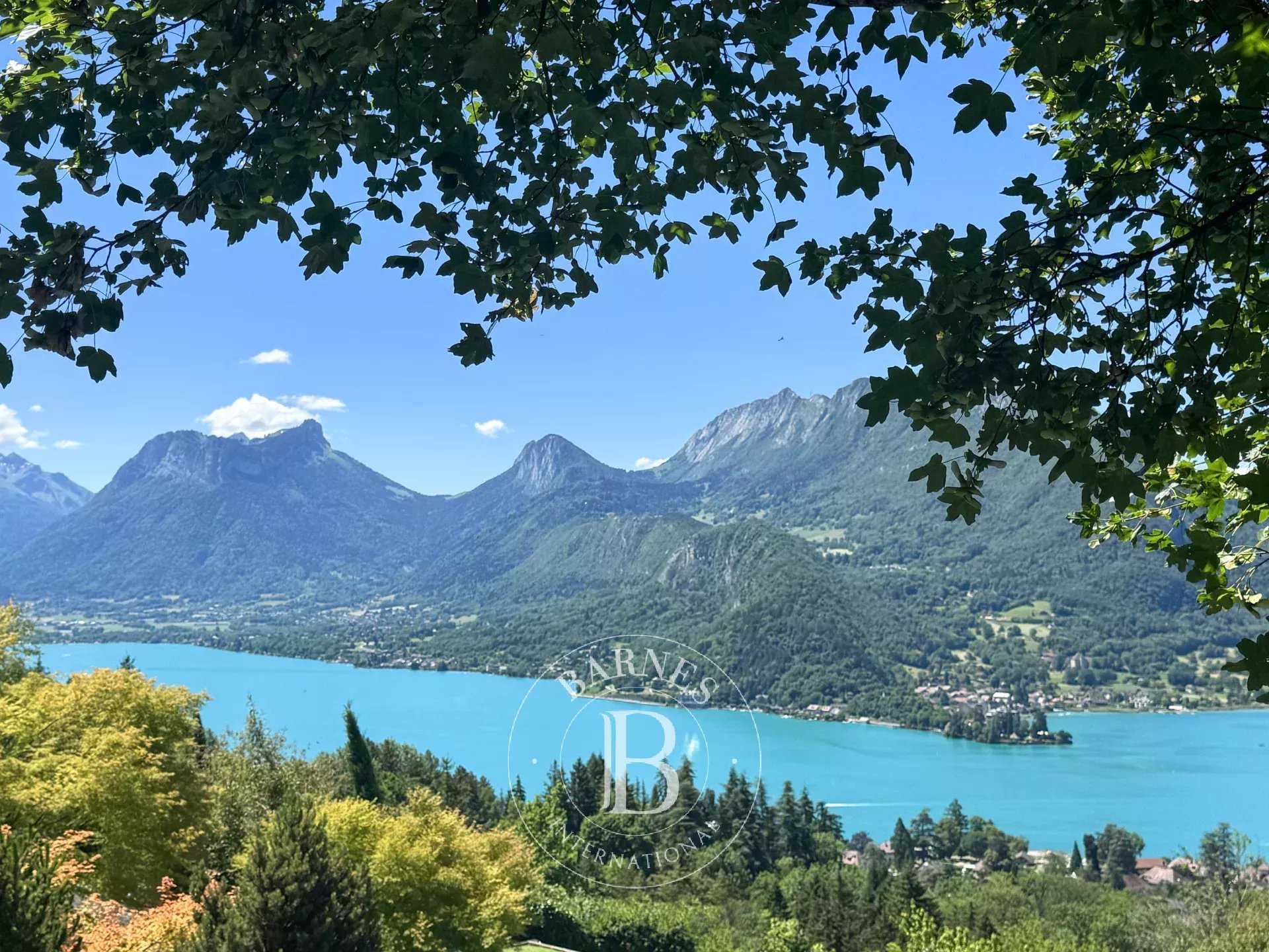 Talloires-Montmin  - Maison 