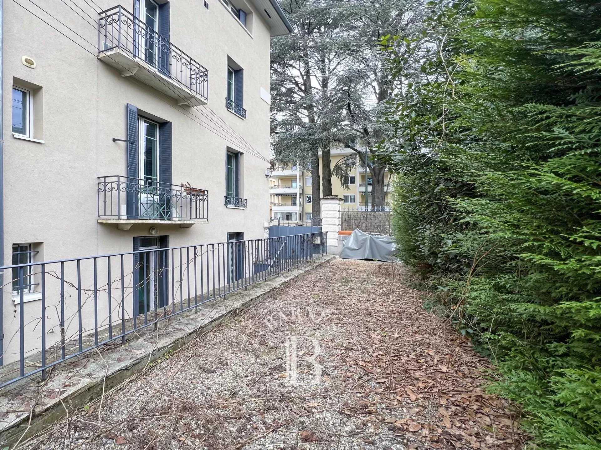 Aix-les-Bains  - Appartement 3 Pièces 2 Chambres