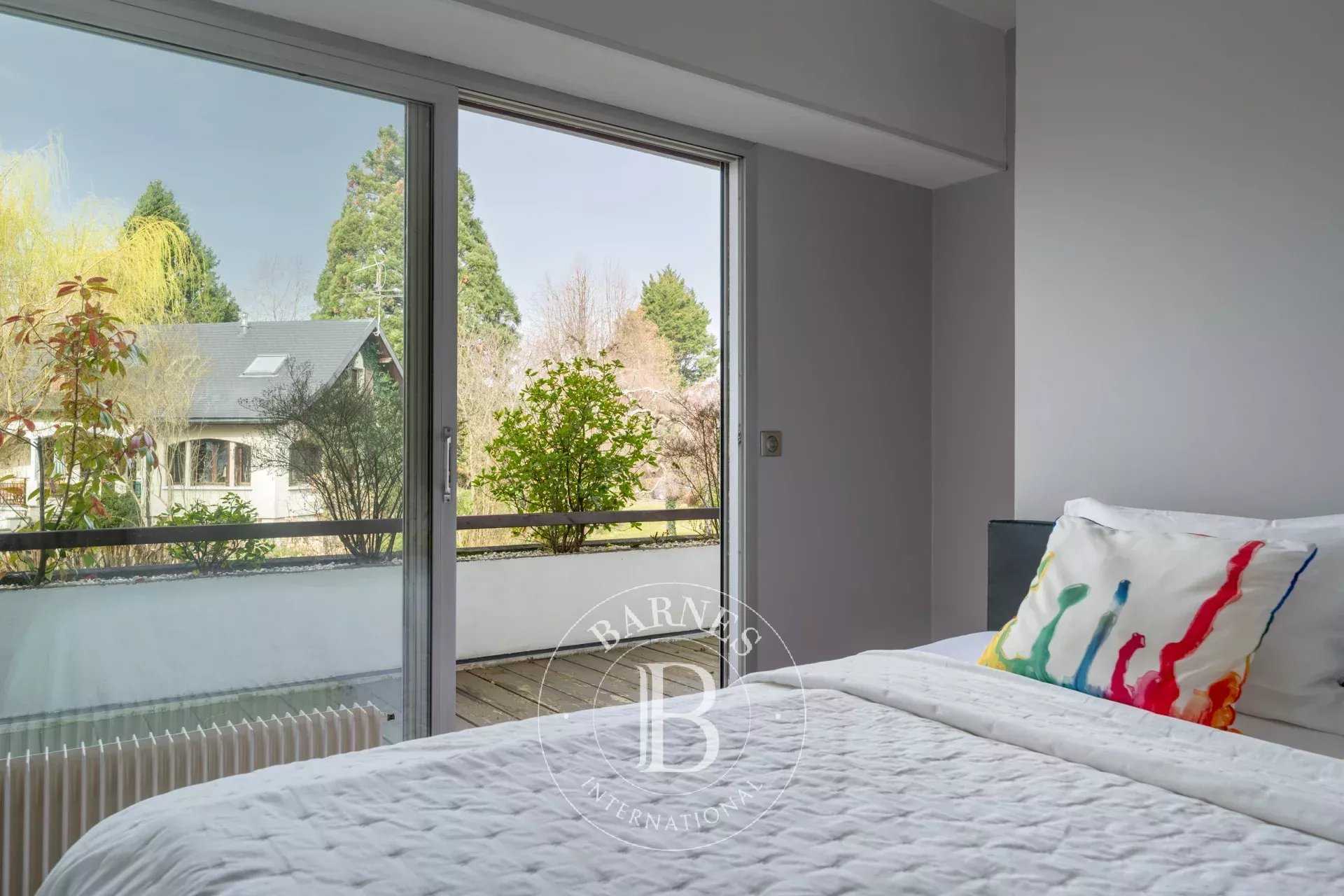 Annecy  - Appartement 2 Pi&egrave;ces, 1 Chambre