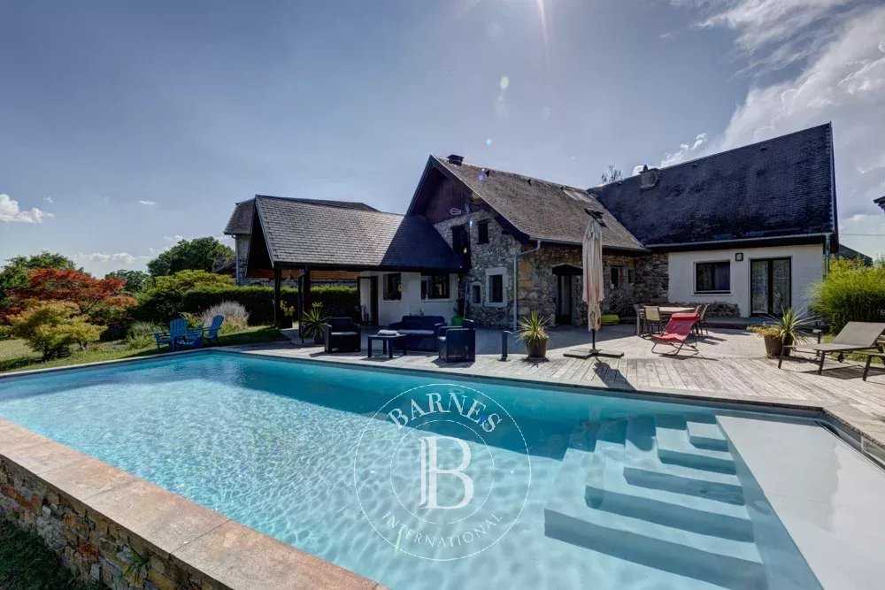 Rumilly  - Maison 6 Pi&egrave;ces 3 Chambres