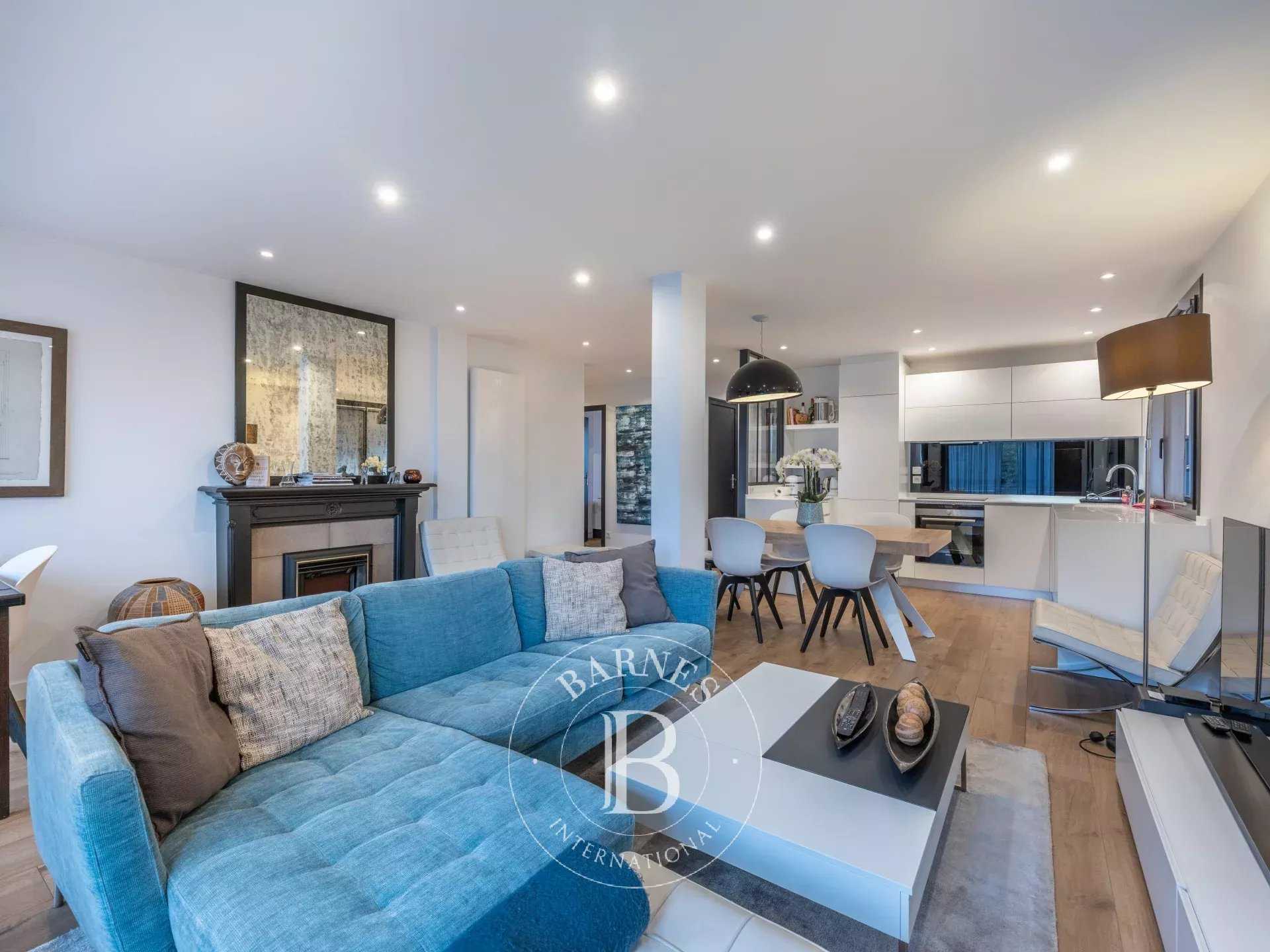 Annecy  - Appartement 3 Pi&egrave;ces 2 Chambres