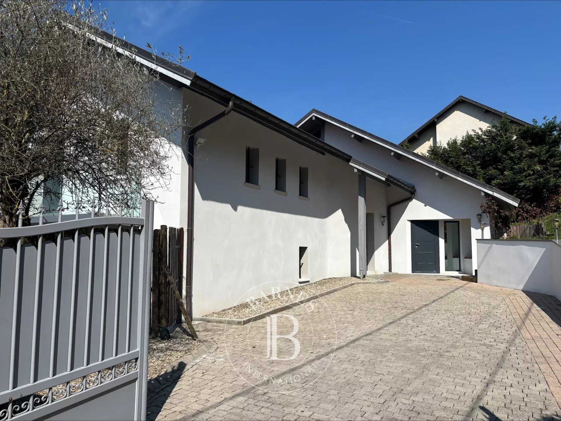 Tresserve  - Maison 6 Pi&egrave;ces 4 Chambres