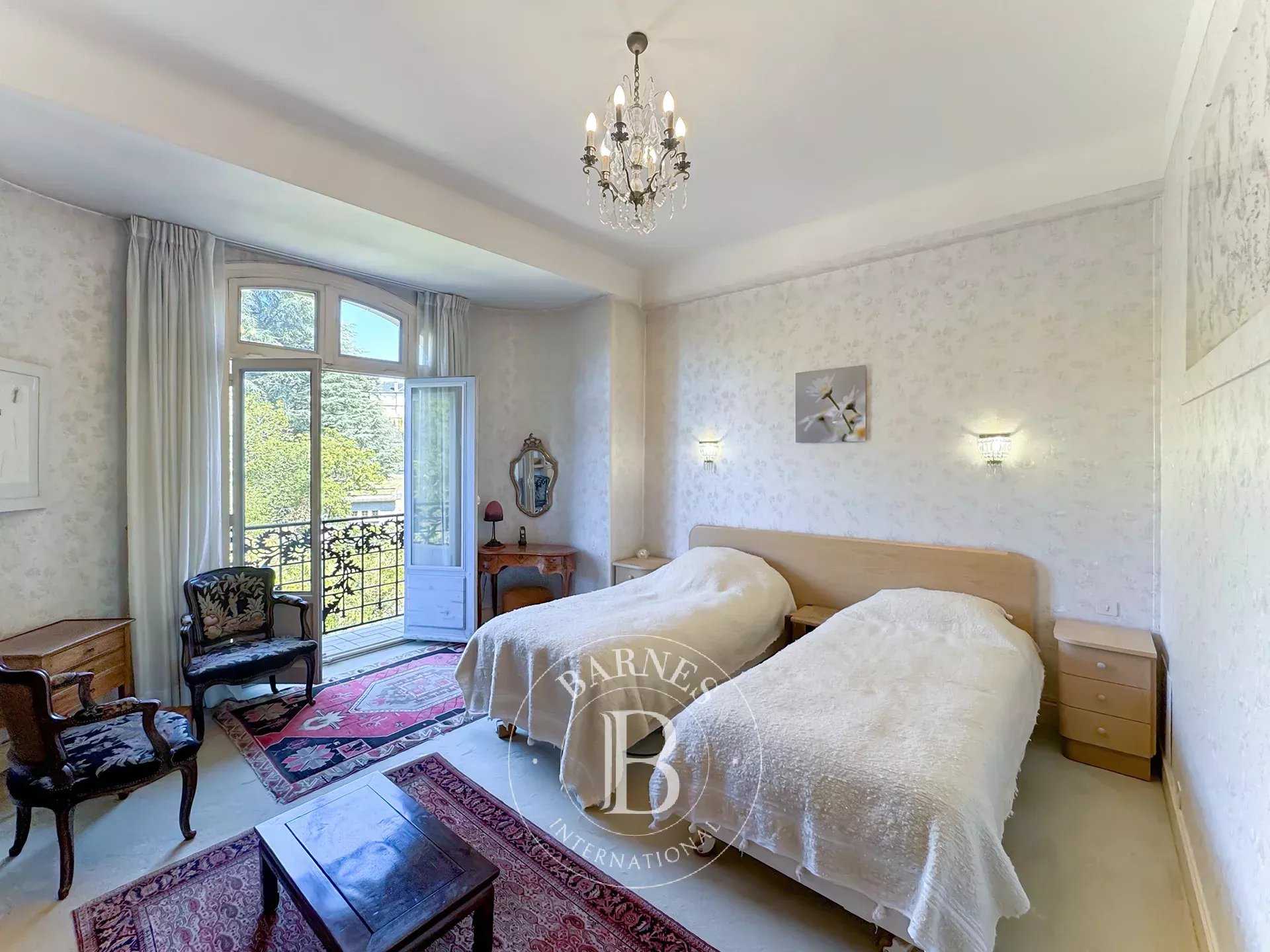 Aix-les-Bains  - Piso 4 Cuartos 2 Habitaciones