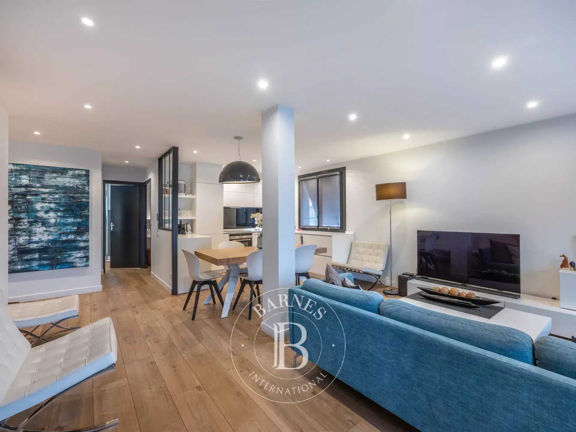 Annecy  - Appartement 3 Pi&egrave;ces 2 Chambres