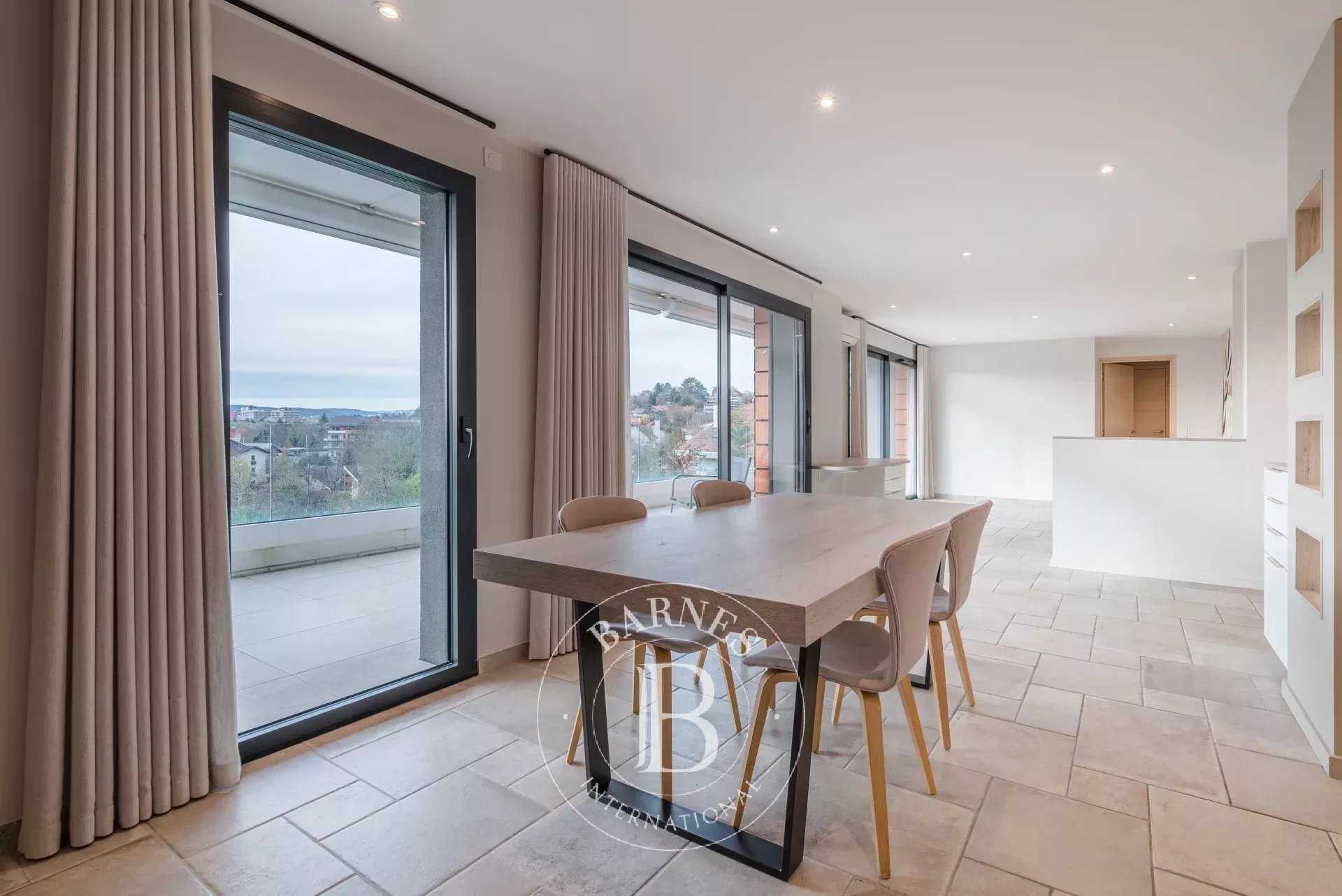 Annecy  - Apartment 3 Bedrooms