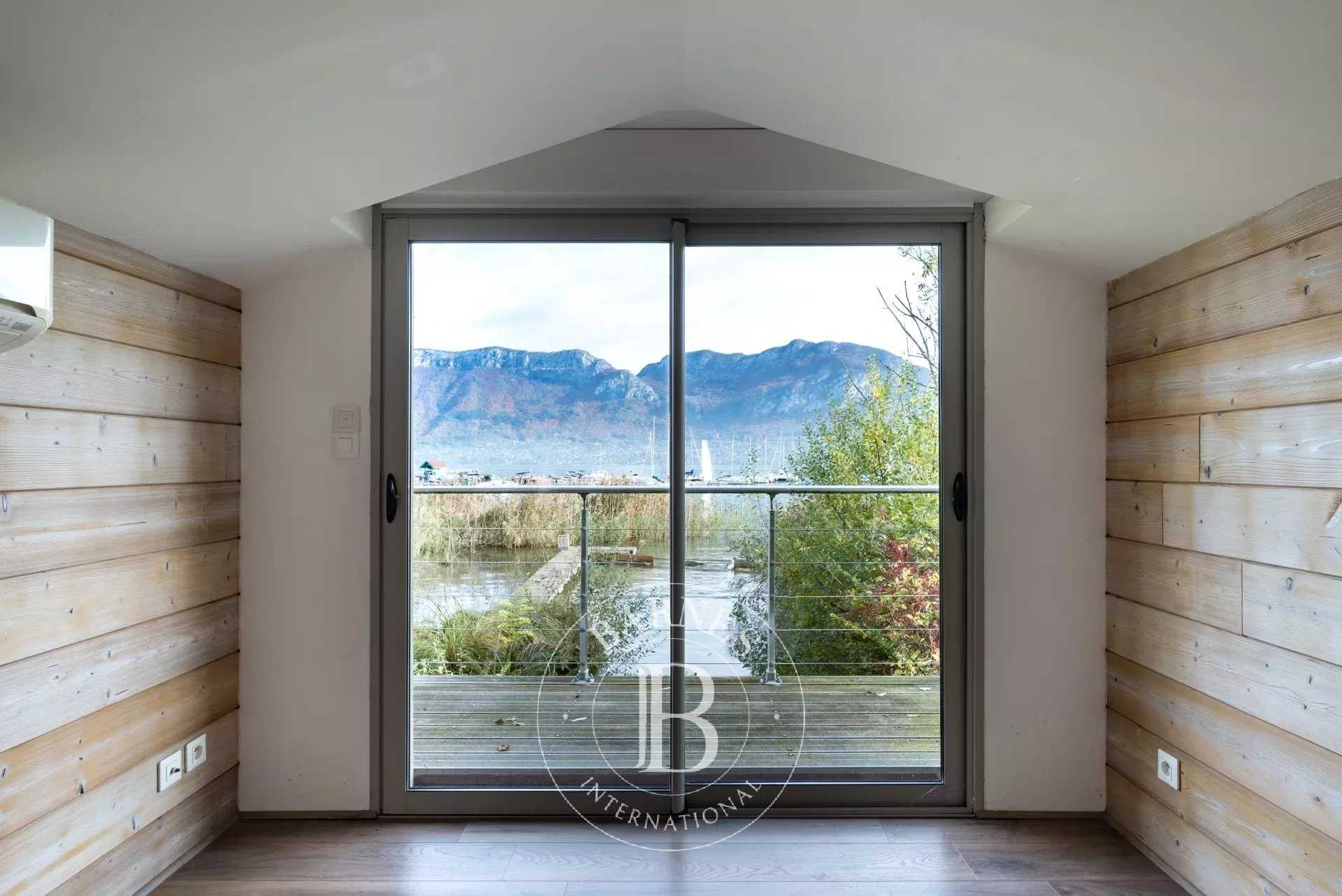 Annecy  - Maison 4 Pi&egrave;ces 3 Chambres