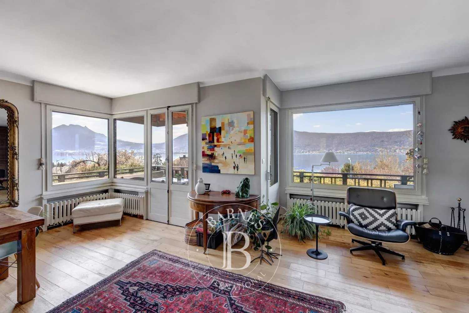 Annecy  - Maison 5 Pi&egrave;ces 3 Chambres