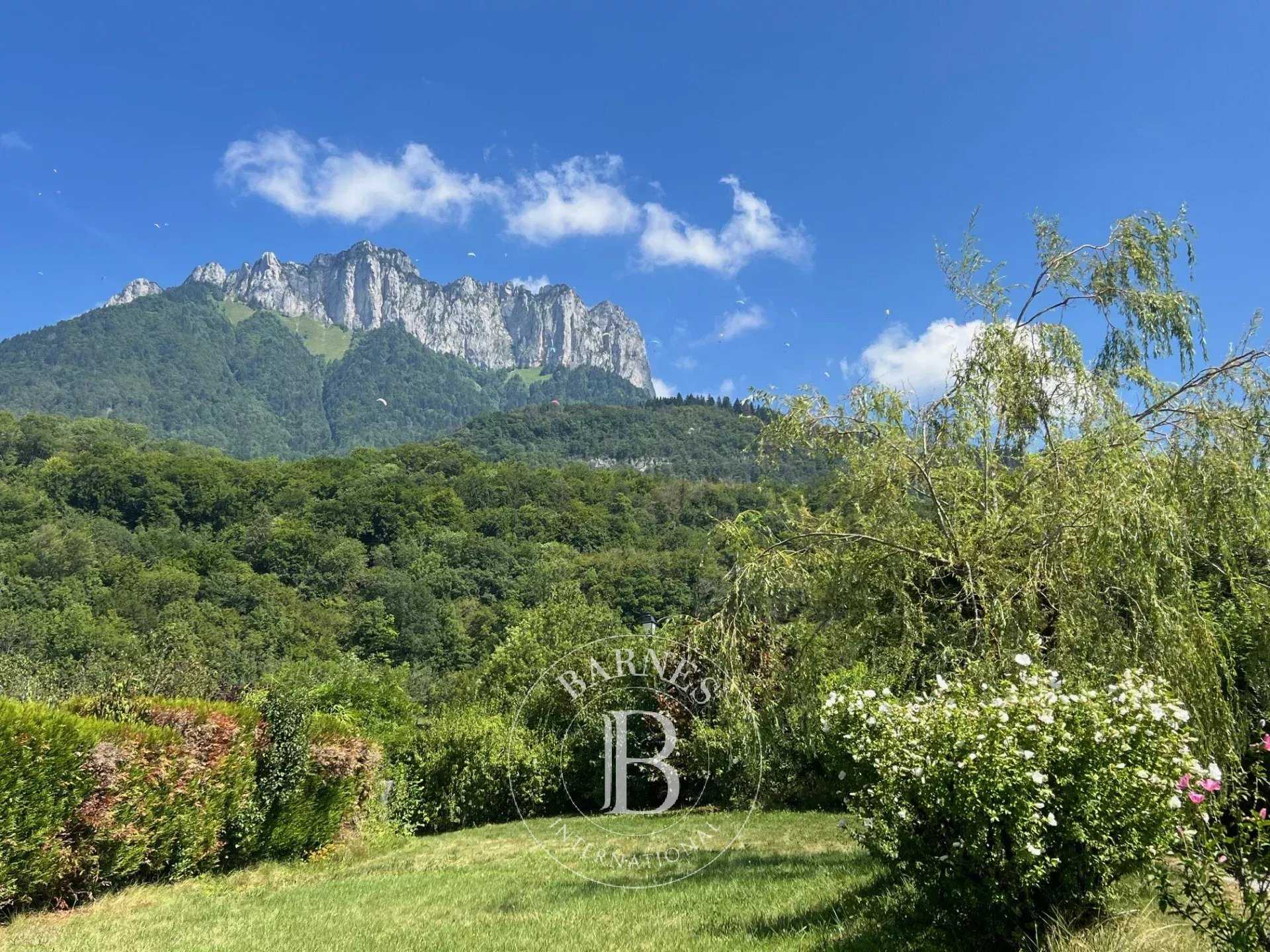 Menthon-Saint-Bernard  - Building land 