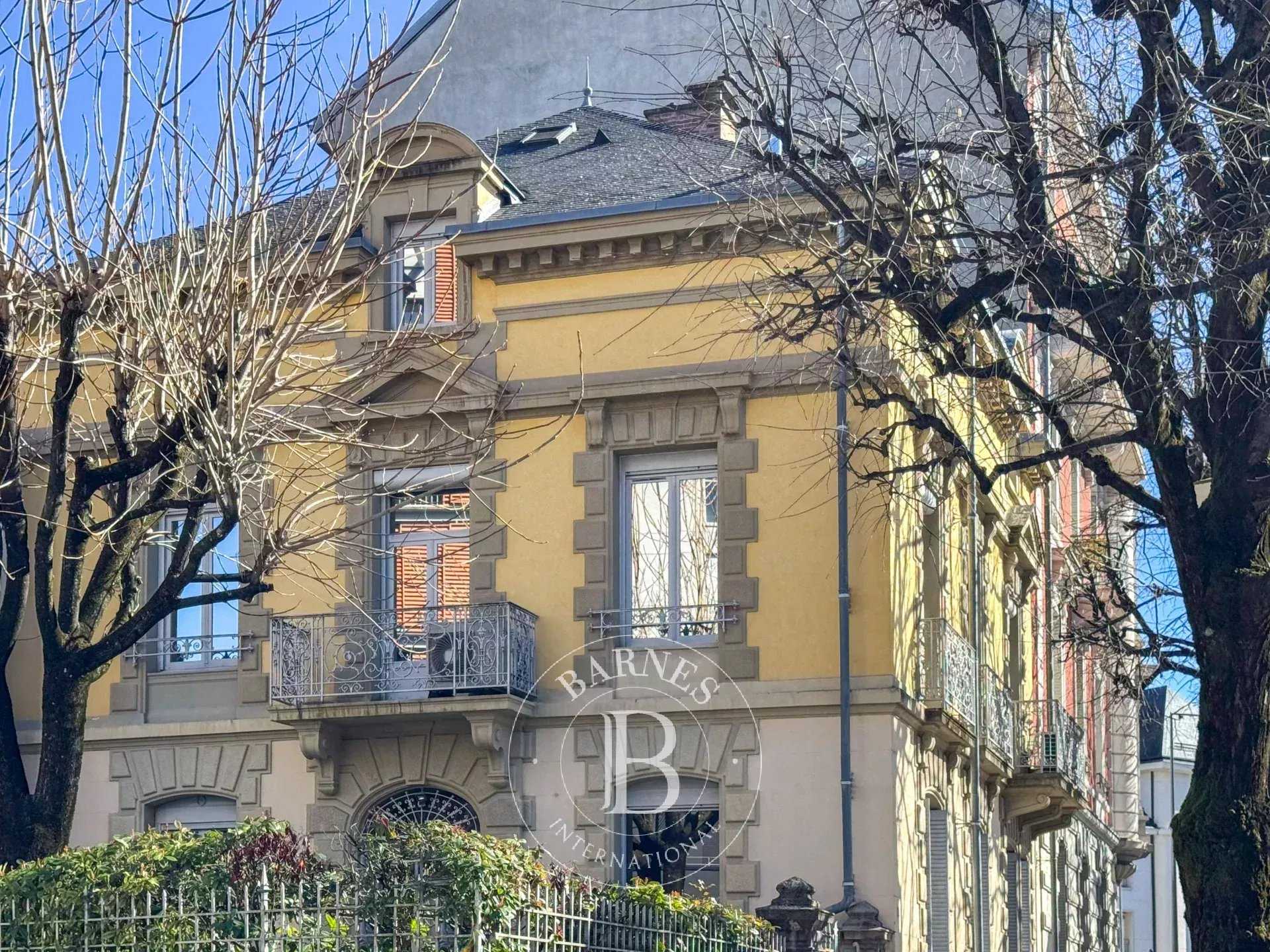 Chambéry  - Maison de ville 9 Pi&egrave;ces 4 Chambres