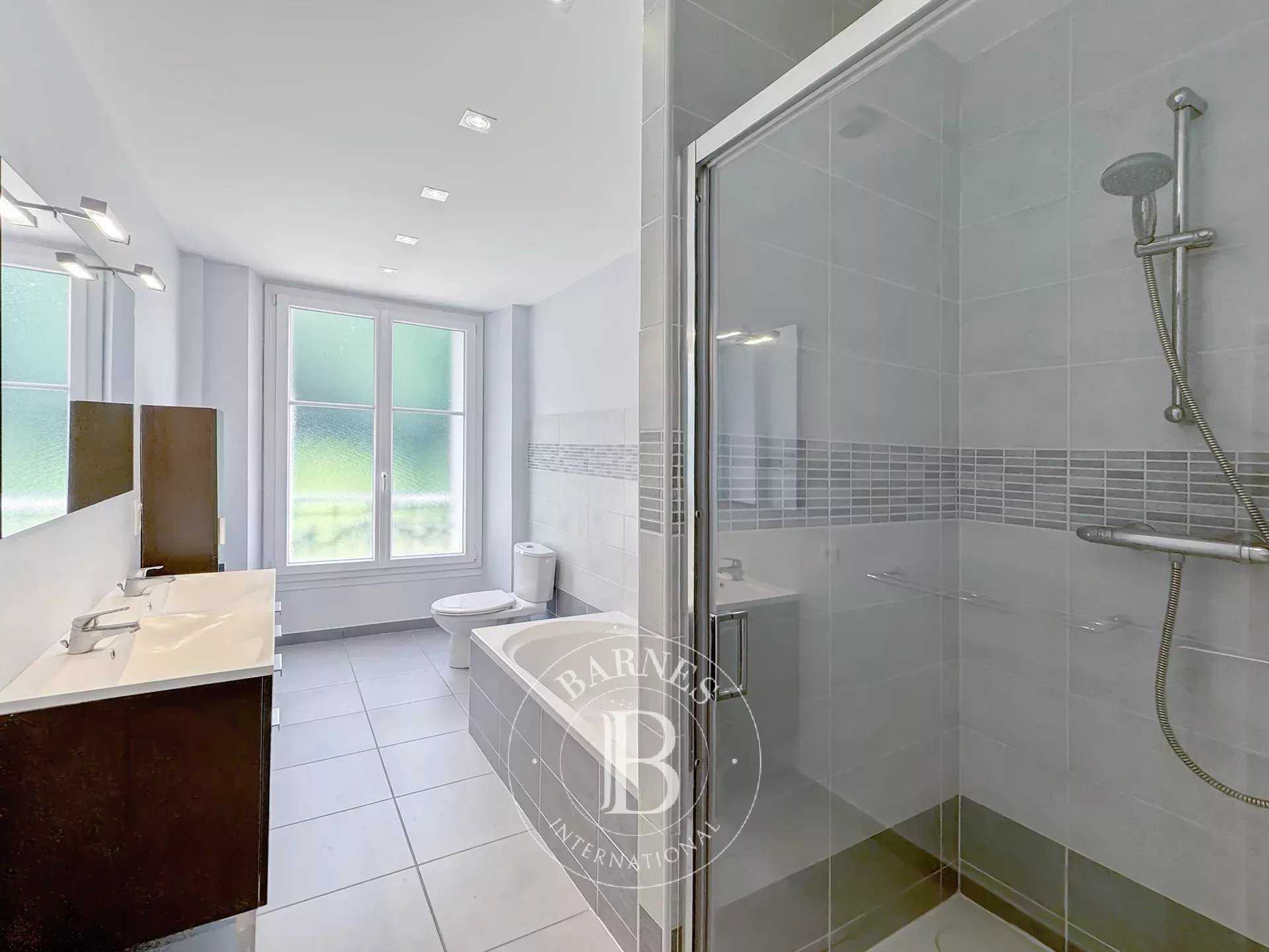 Aix-les-Bains  - Appartement 3 Pi&egrave;ces 2 Chambres