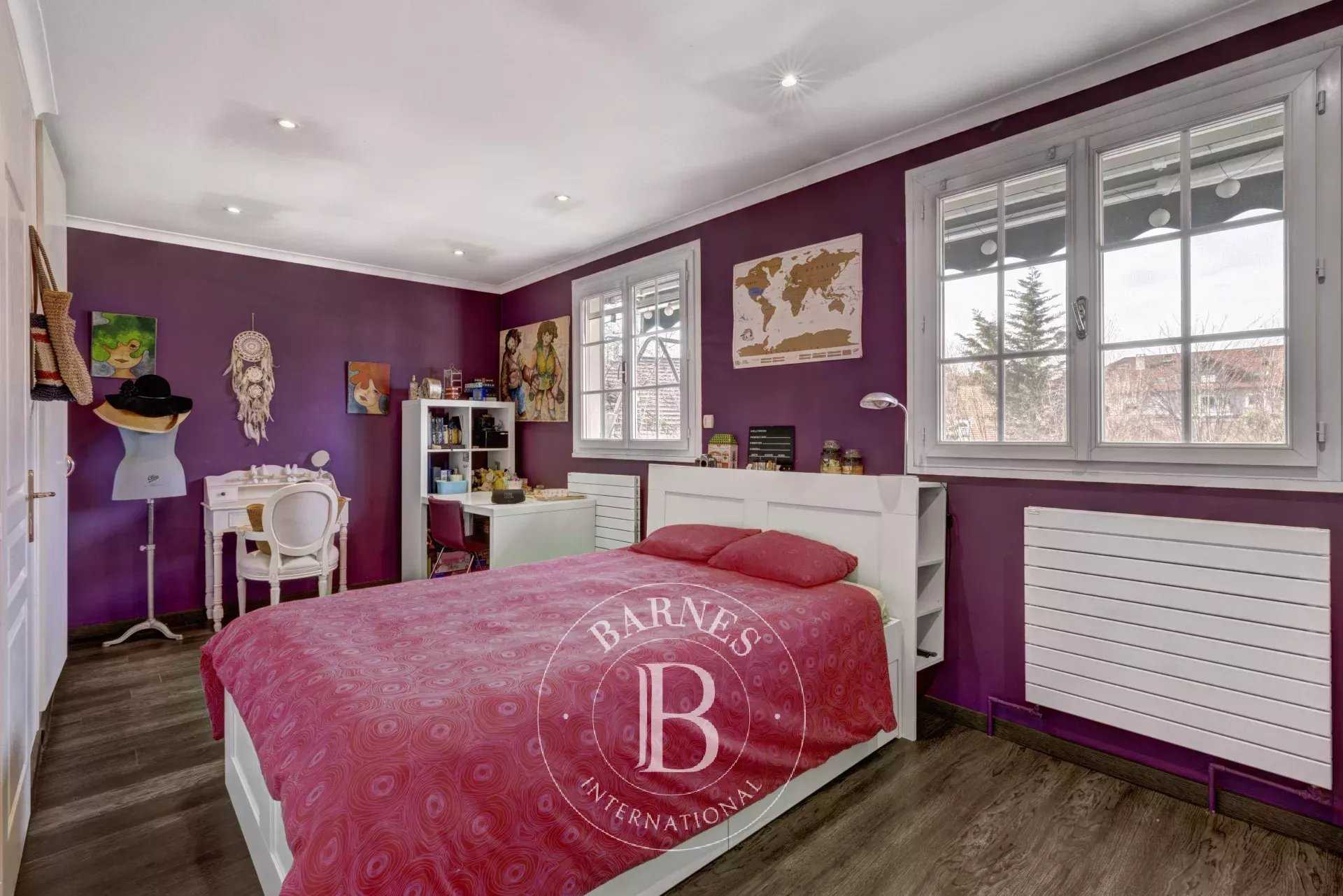 Poisy  - Maison 7 Pi&egrave;ces 5 Chambres