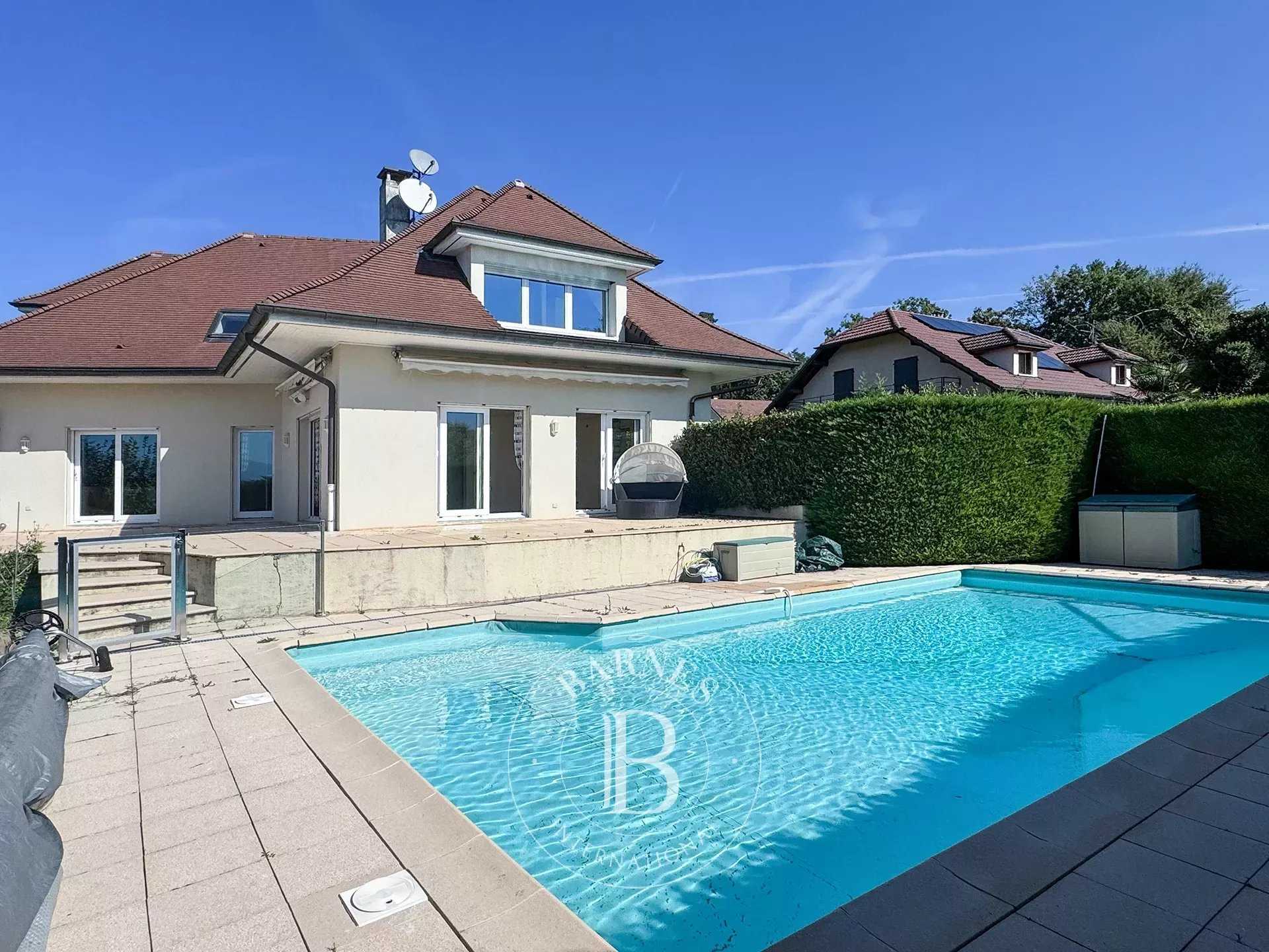 Aix-les-Bains  - Maison 7 Pi&egrave;ces 5 Chambres