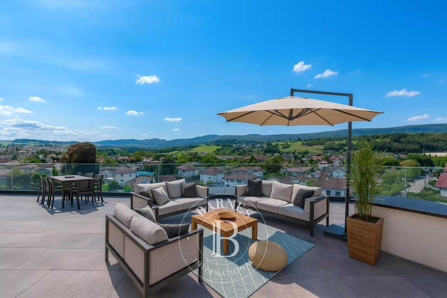 Rumilly  - Apartment 4 Bedrooms