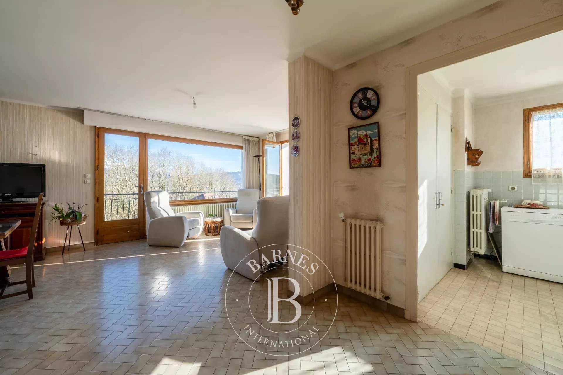 Poisy  - Propriété 11 Pi&egrave;ces 8 Chambres