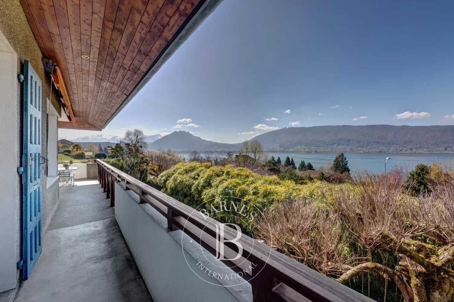 Annecy  - Maison 5 Pi&egrave;ces 3 Chambres