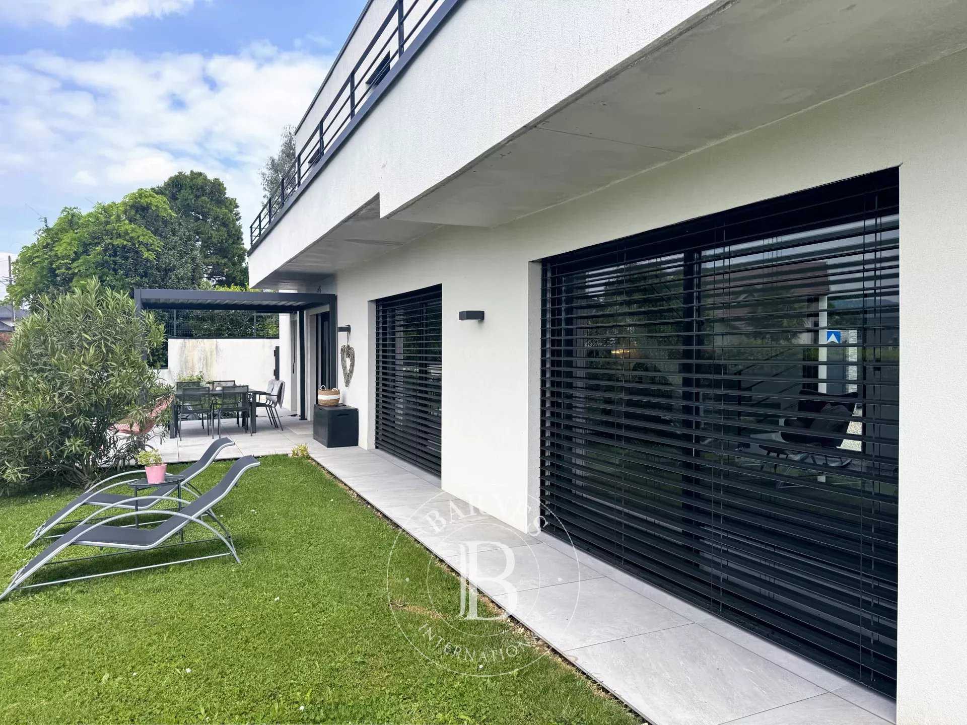 Drumettaz-Clarafond  - Maison 6 Pi&egrave;ces 4 Chambres