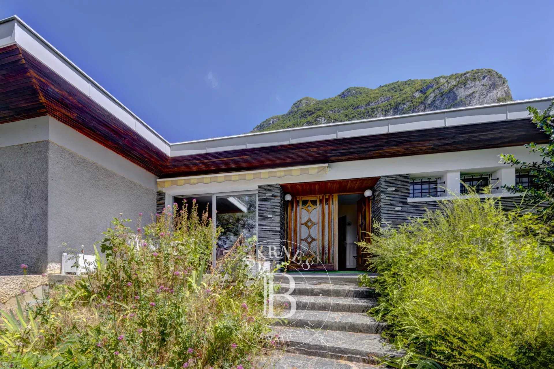 Veyrier-du-Lac  - House 5 Bedrooms