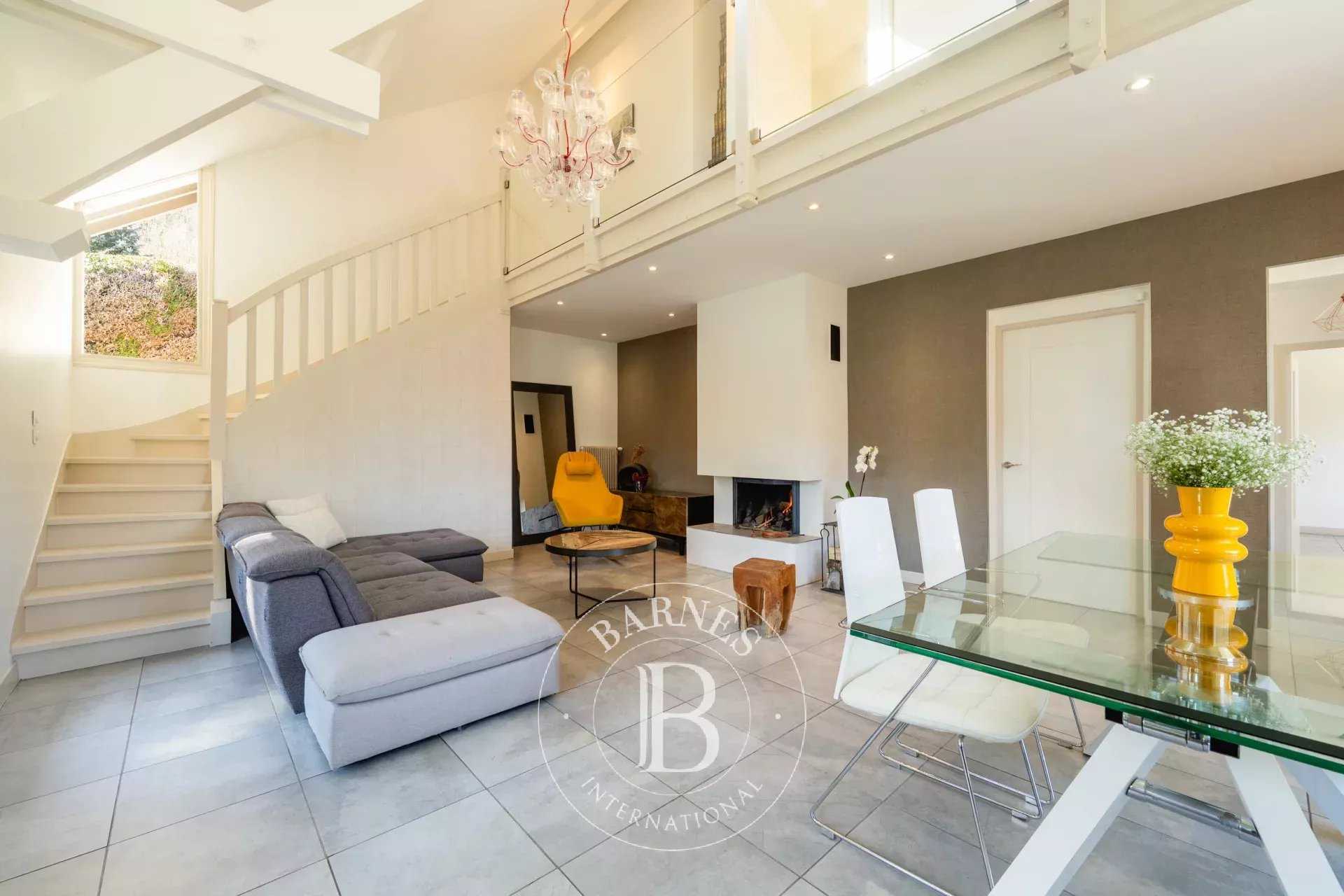 Sevrier  - Maison 5 Pi&egrave;ces 4 Chambres