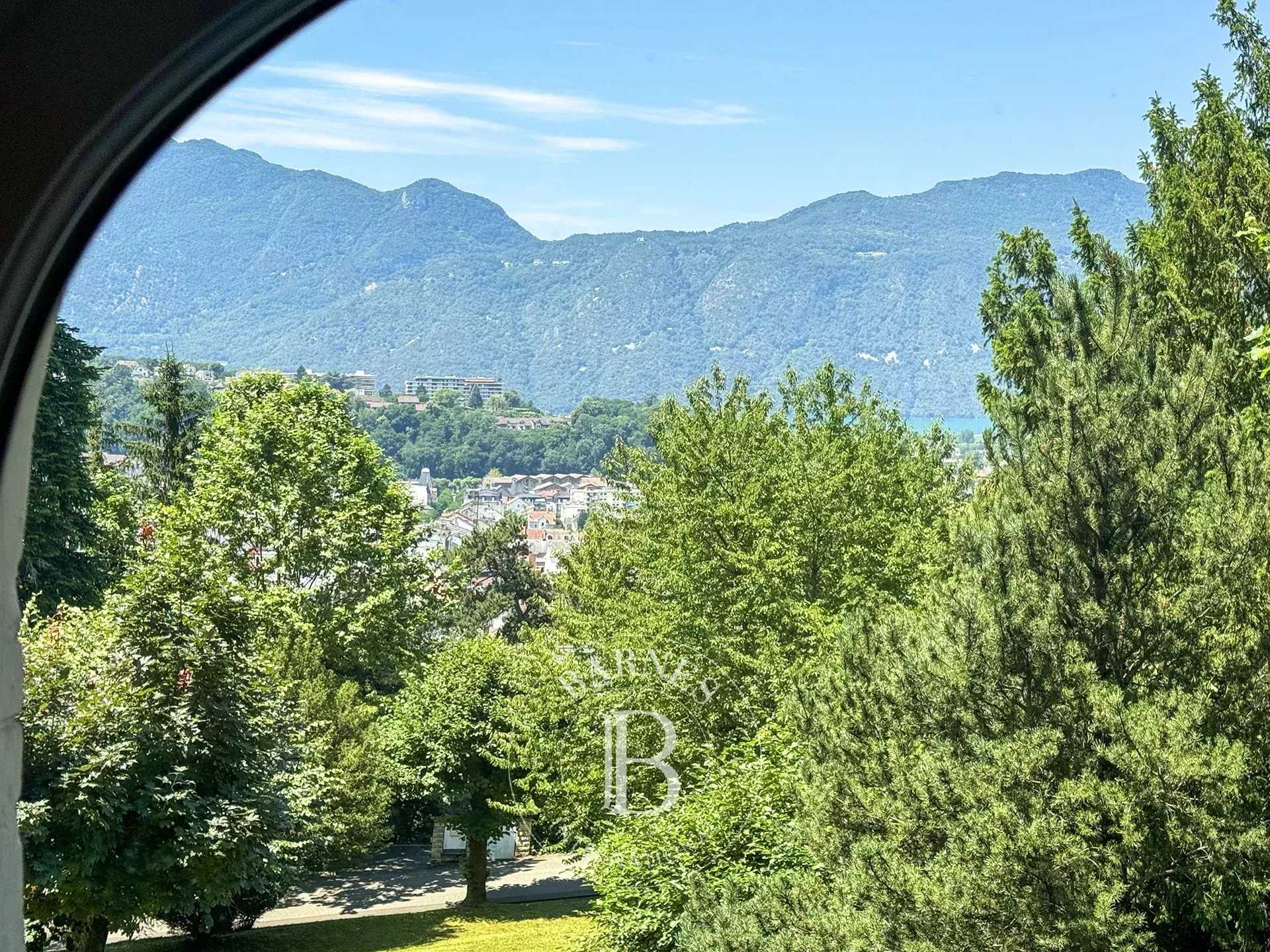 Aix-les-Bains  - Appartement 3 Pi&egrave;ces 2 Chambres