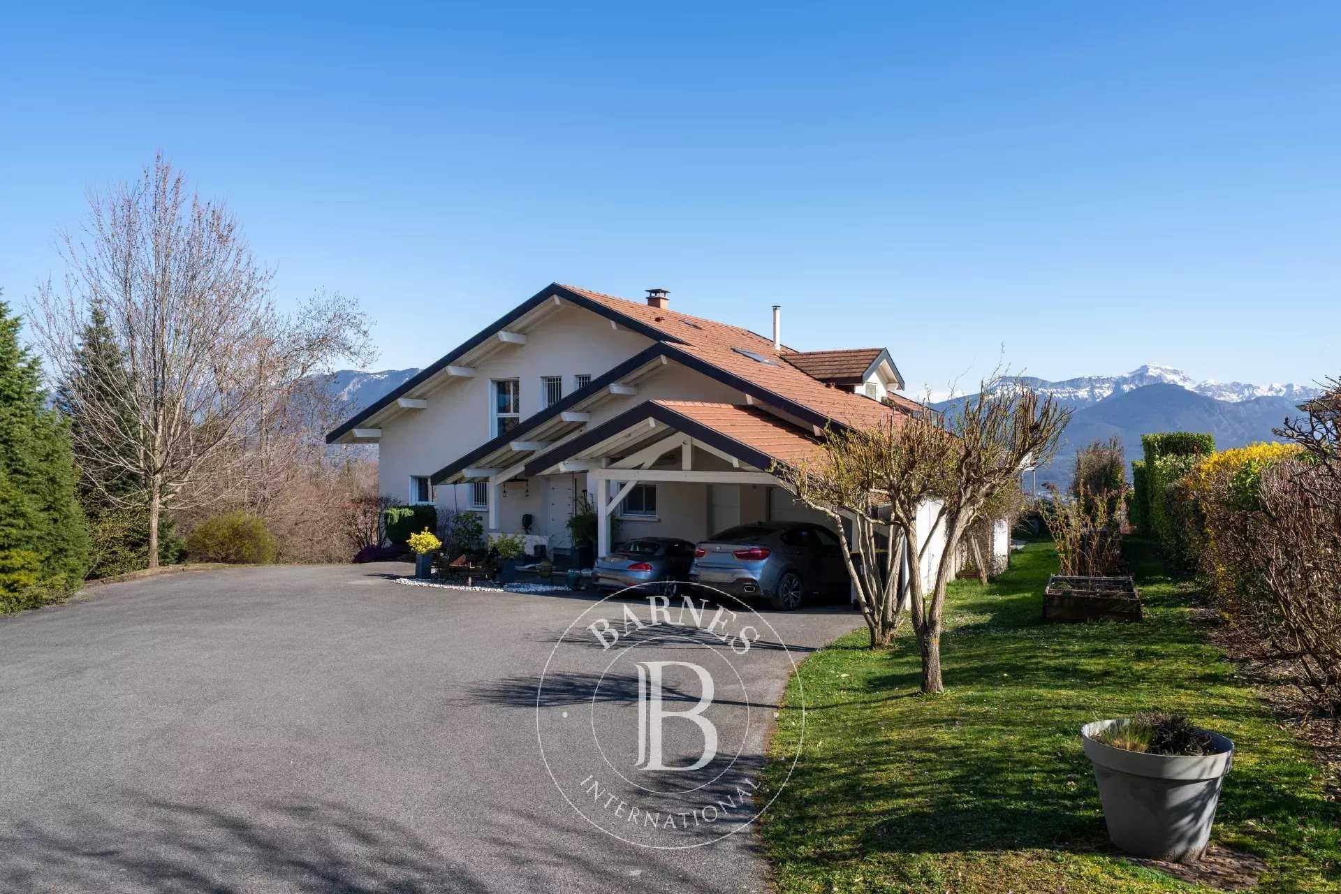 Annecy  - Maison 7 Pi&egrave;ces 5 Chambres