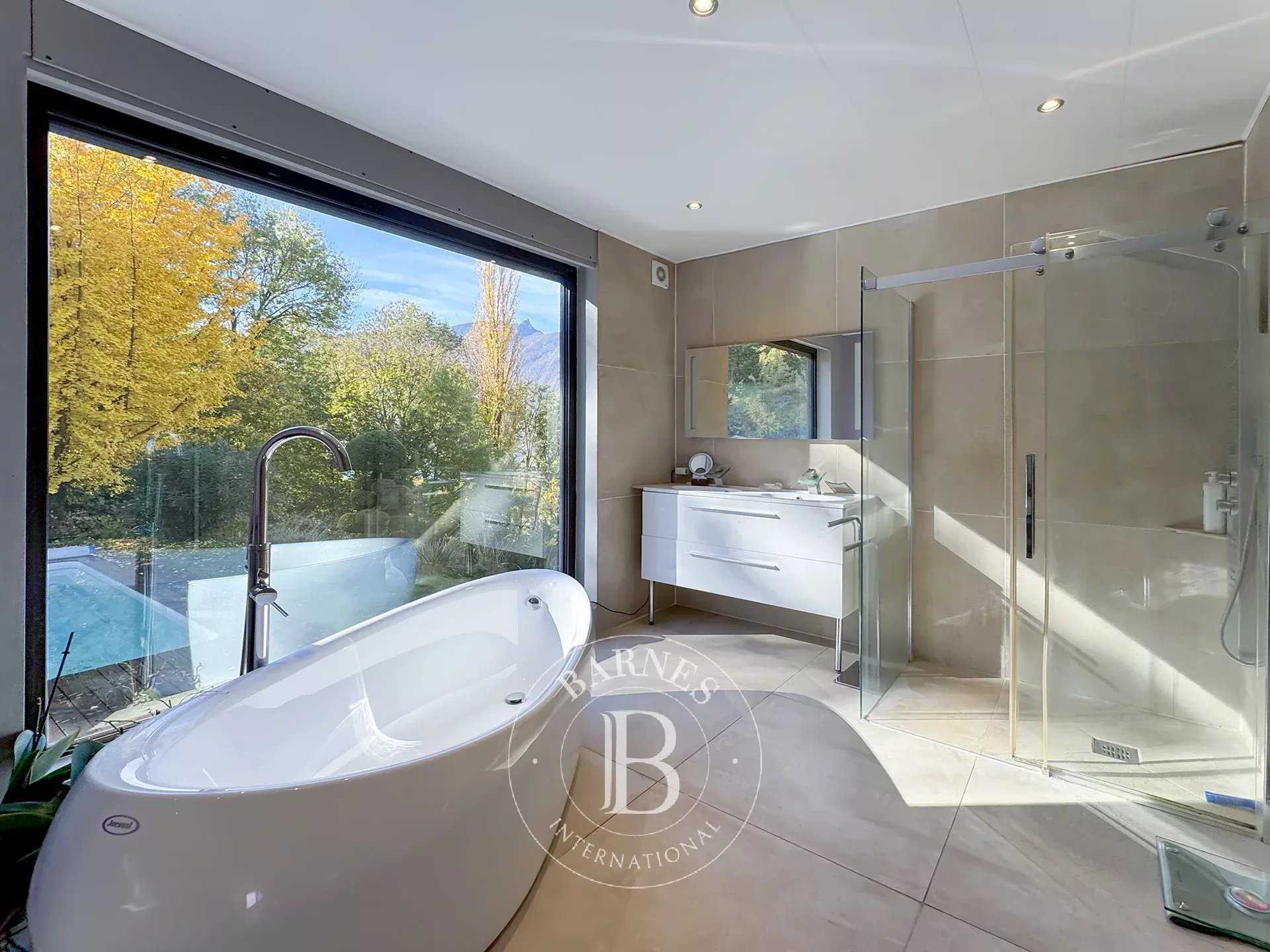 Tresserve  - Maison 7 Pièces 4 Chambres