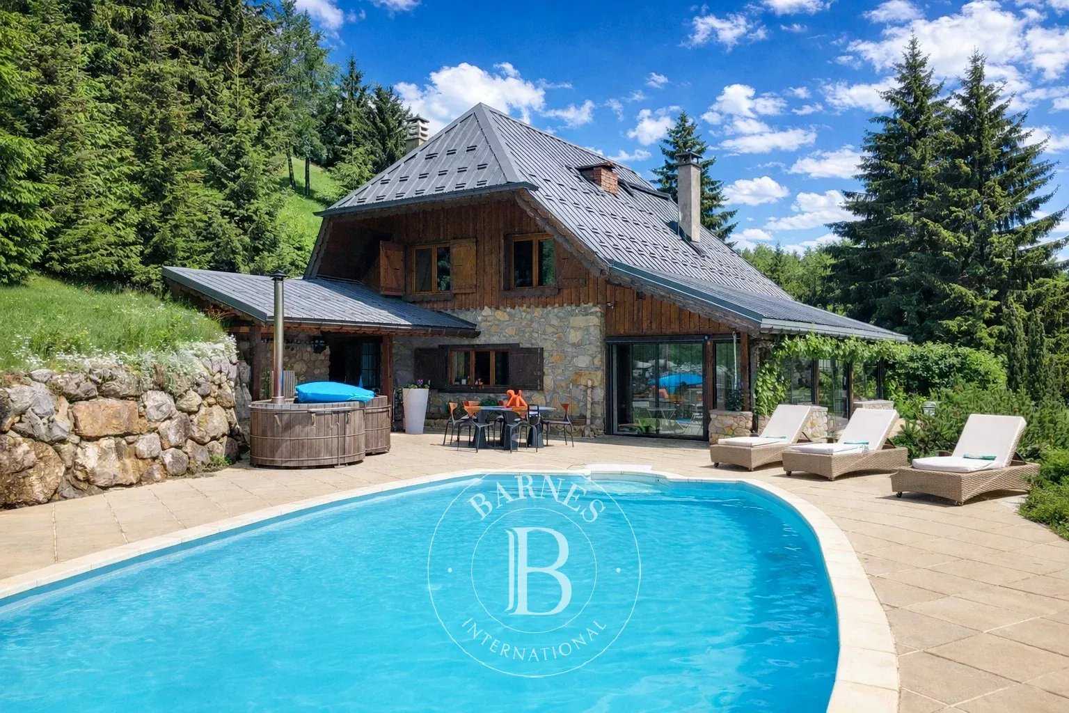 Propriété Chambéry  -  ref 87123510 (picture 1)