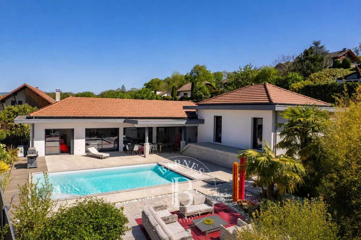 Villa Annecy  -  ref 86835975 (picture 1)