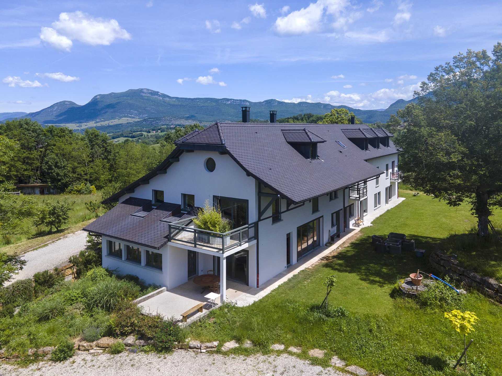 Propriété Chambéry  -  ref 84998240 (picture 1)