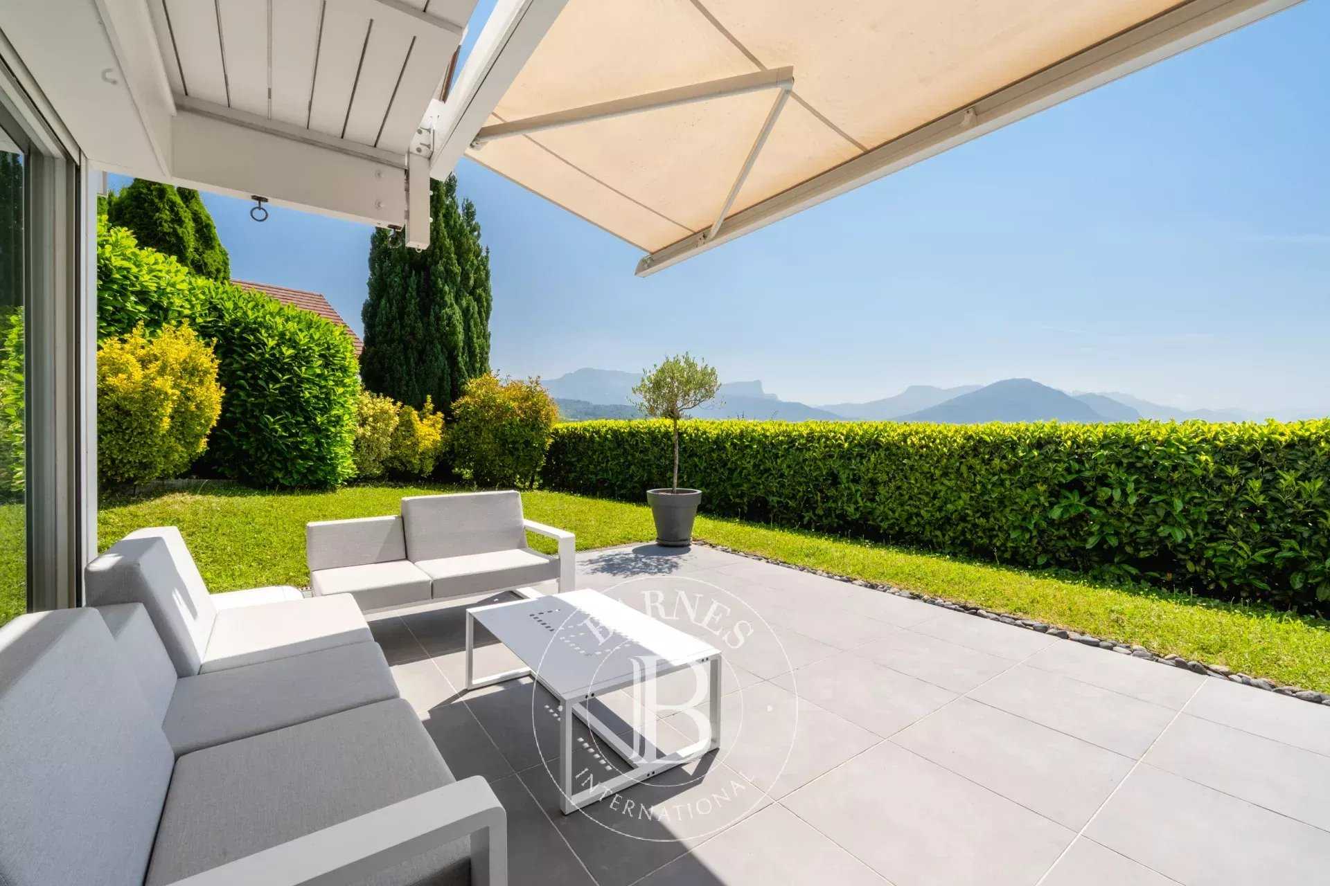 Villa Pringy  -  ref 86042379 (picture 2)