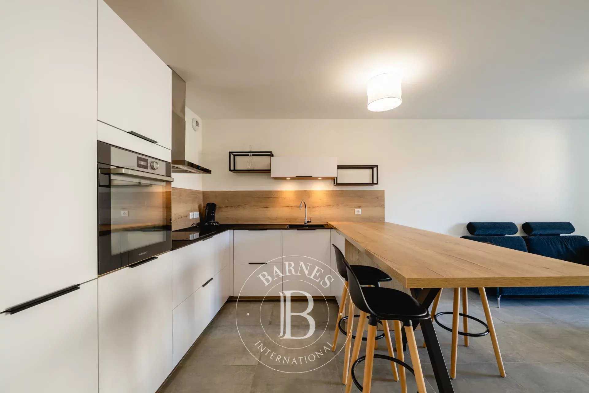 Appartement Annecy  -  ref 85677245 (picture 2)