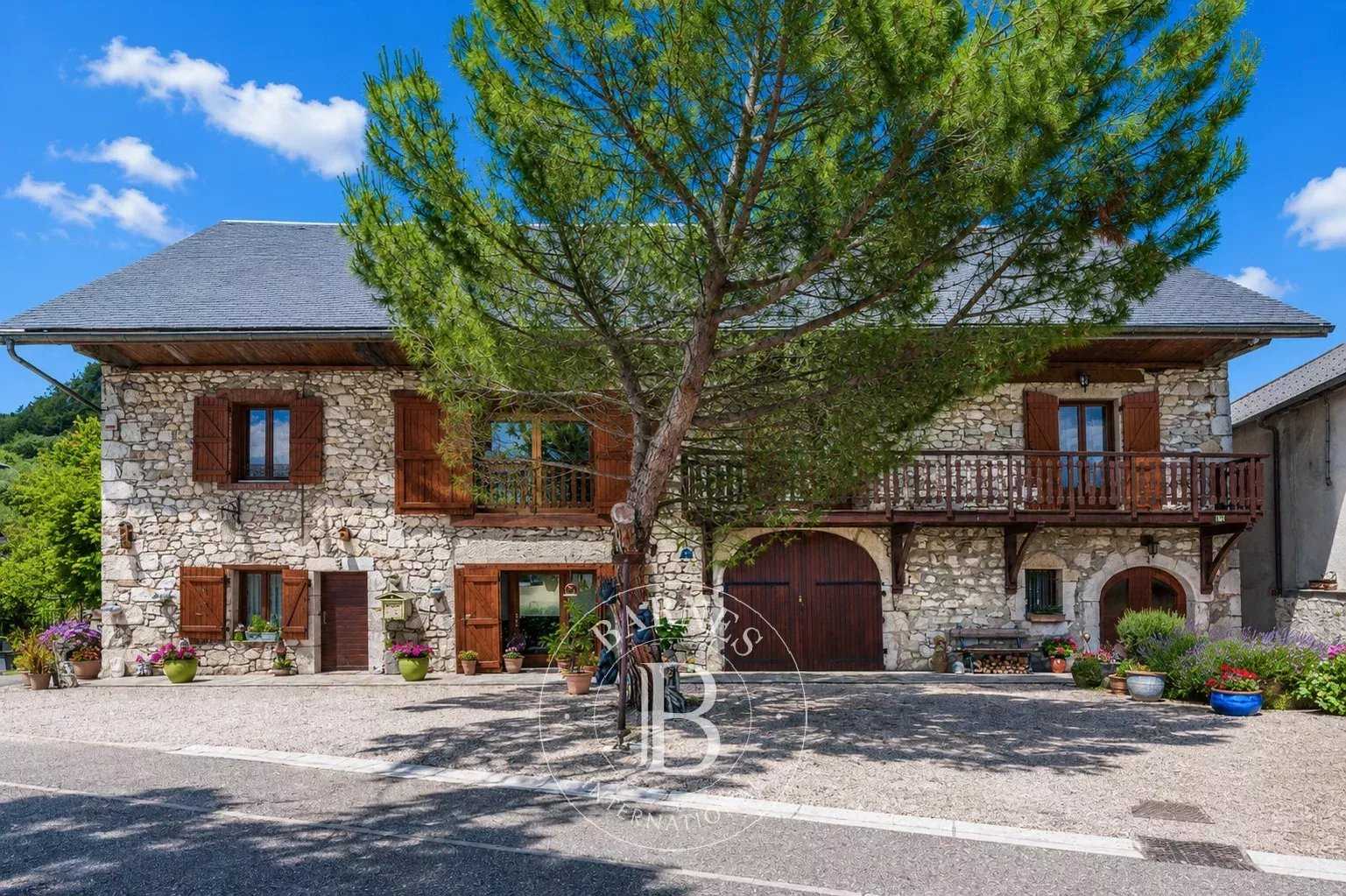 Maison de village La Balme-de-Sillingy  -  ref 87072564 (picture 1)
